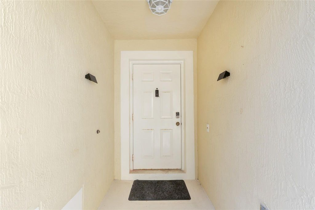 Photo of 9874 Porta Leona Lane, Boynton Beach, FL 33472 (MLS # F10516821)