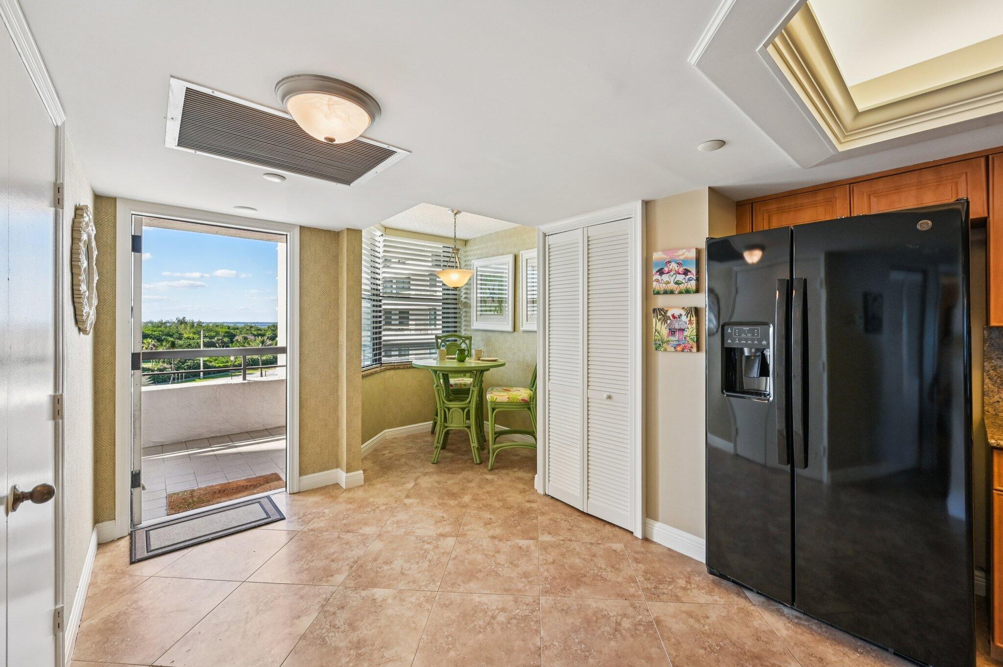 ISLAND DUNES OCEANSIDE CO - Residential Lease