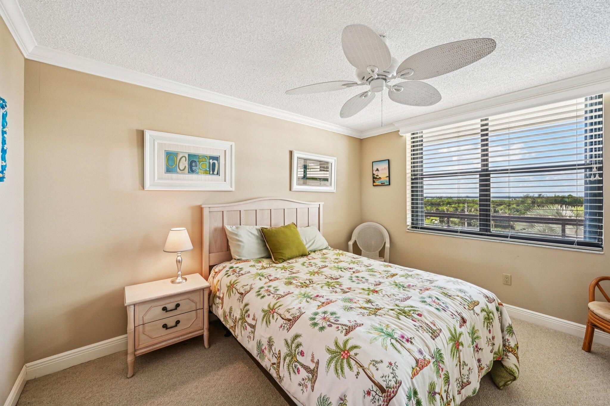 ISLAND DUNES OCEANSIDE CO - Residential Lease