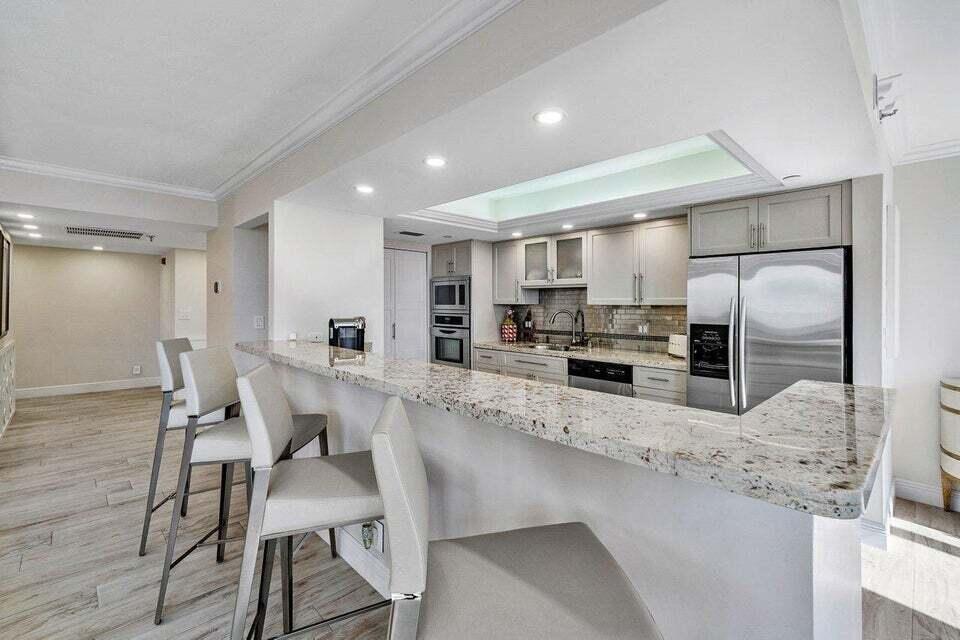 OCEAN TERRACE - Residential Lease