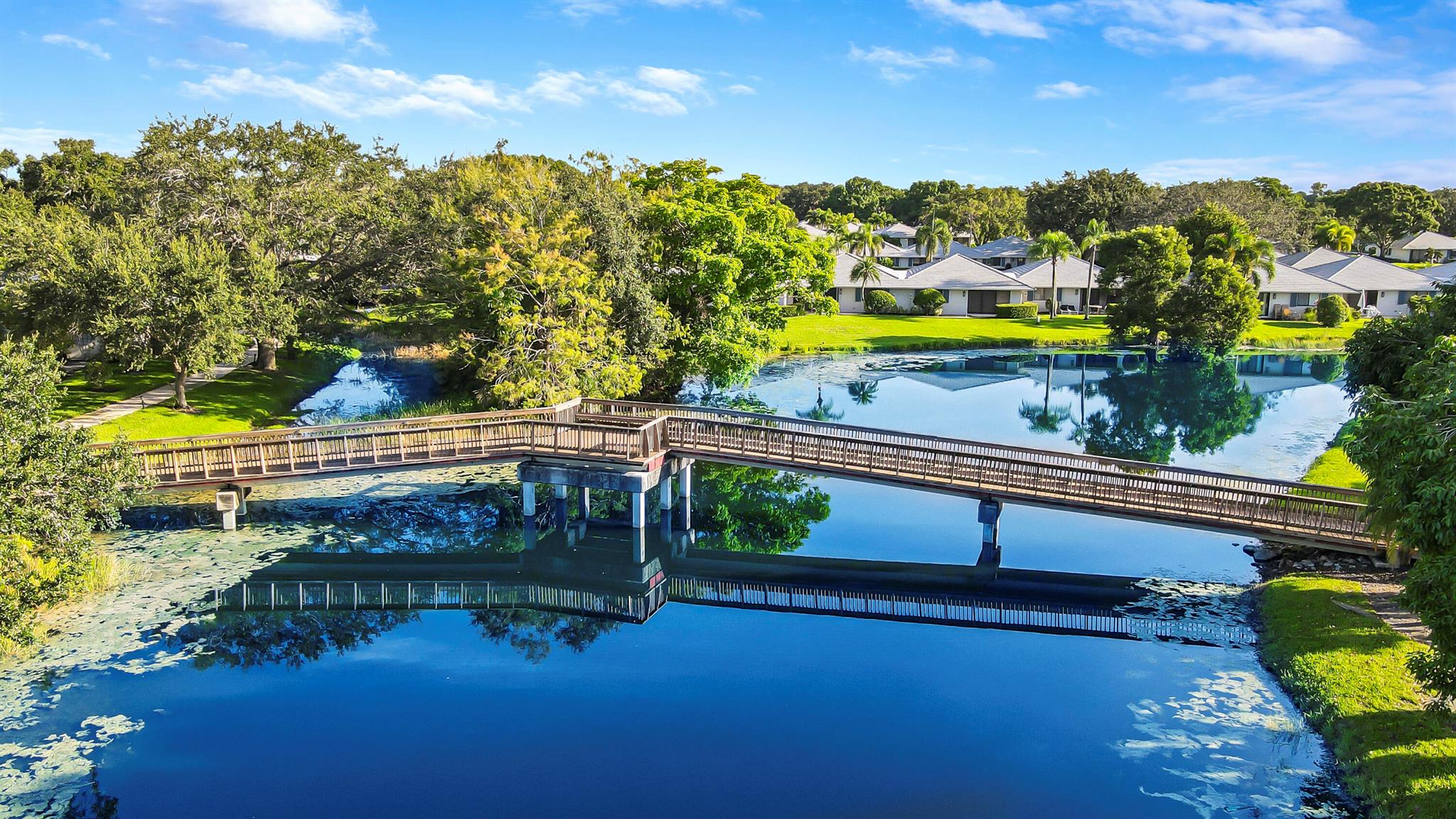 PGA CLUB COTTAGES - Residential Lease