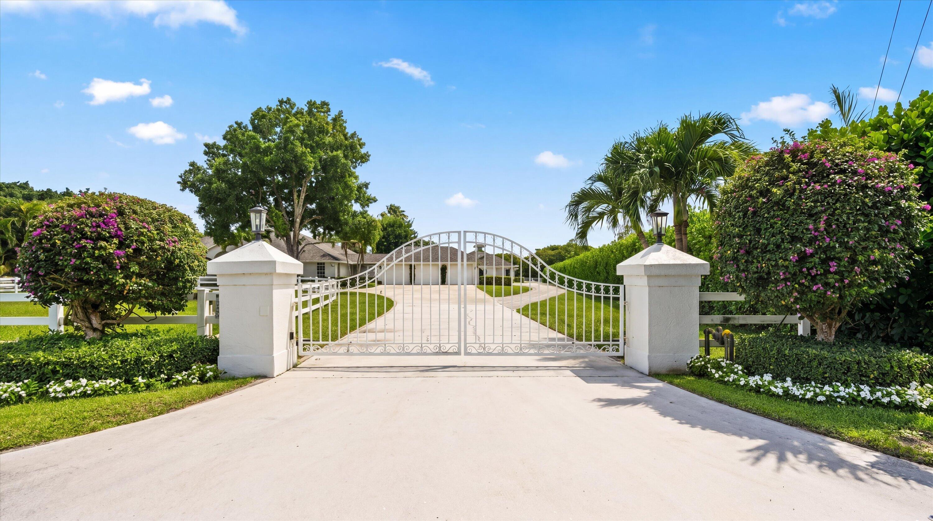 14466 Laurel Trail
