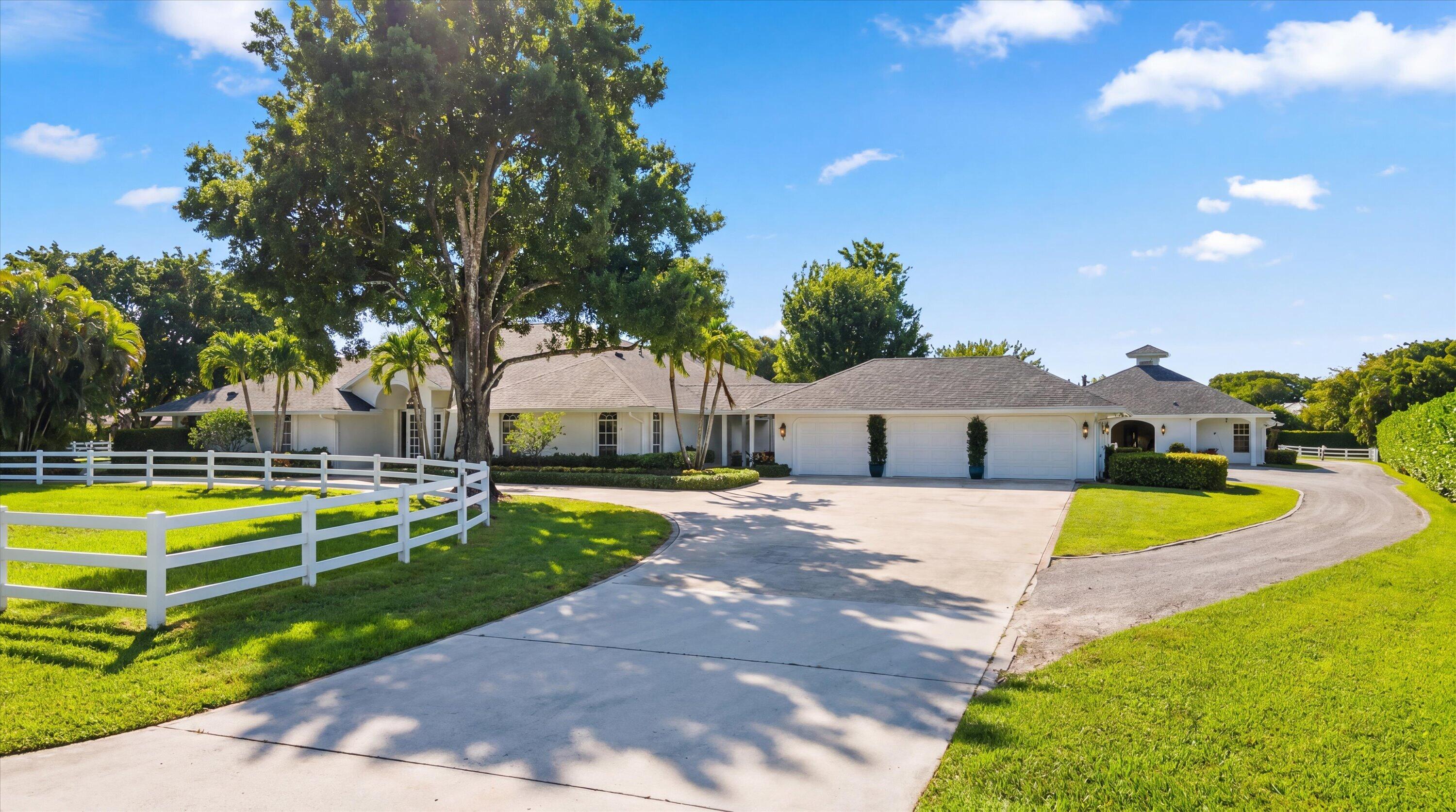 14466 Laurel Trail