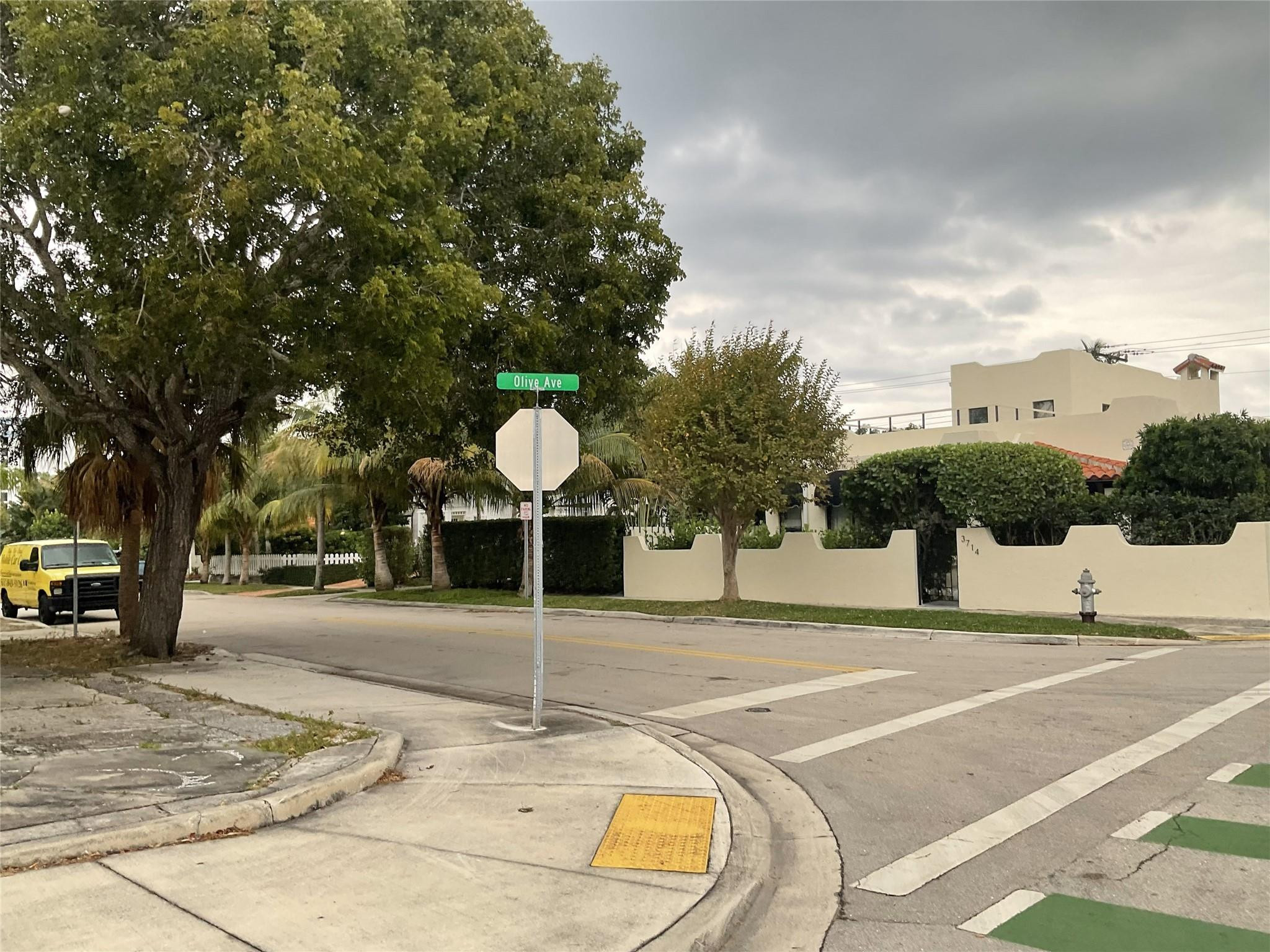 Central Park Add 01 - Land