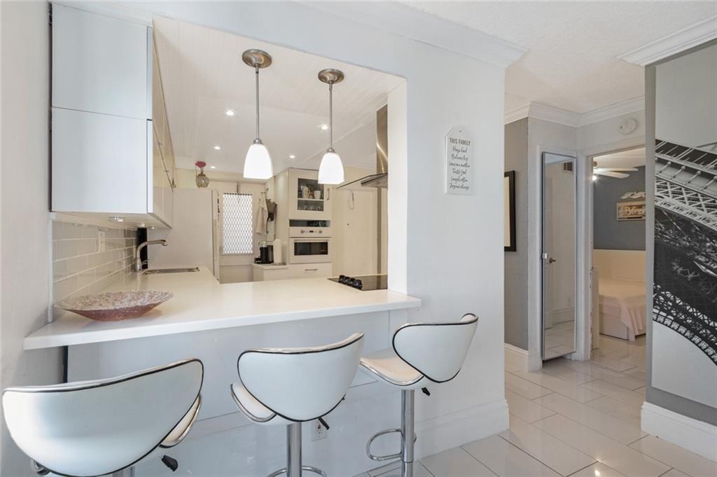COACH HOUSE EAST & WEST - Residential