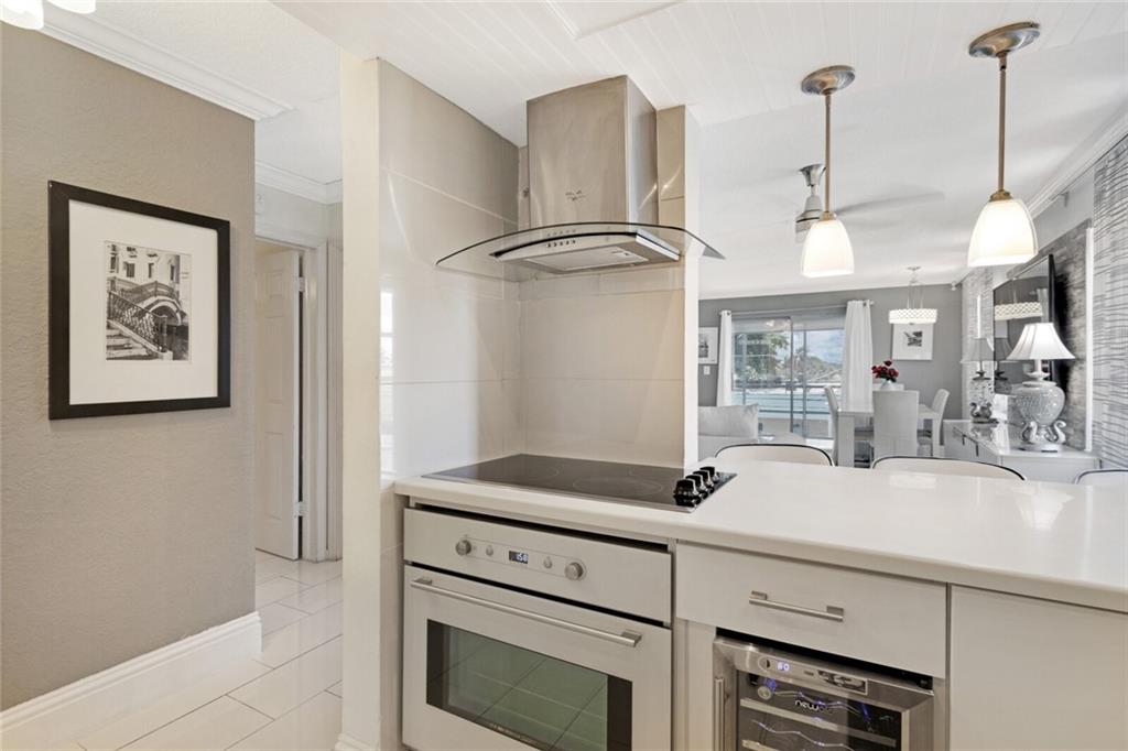 COACH HOUSE EAST & WEST - Residential