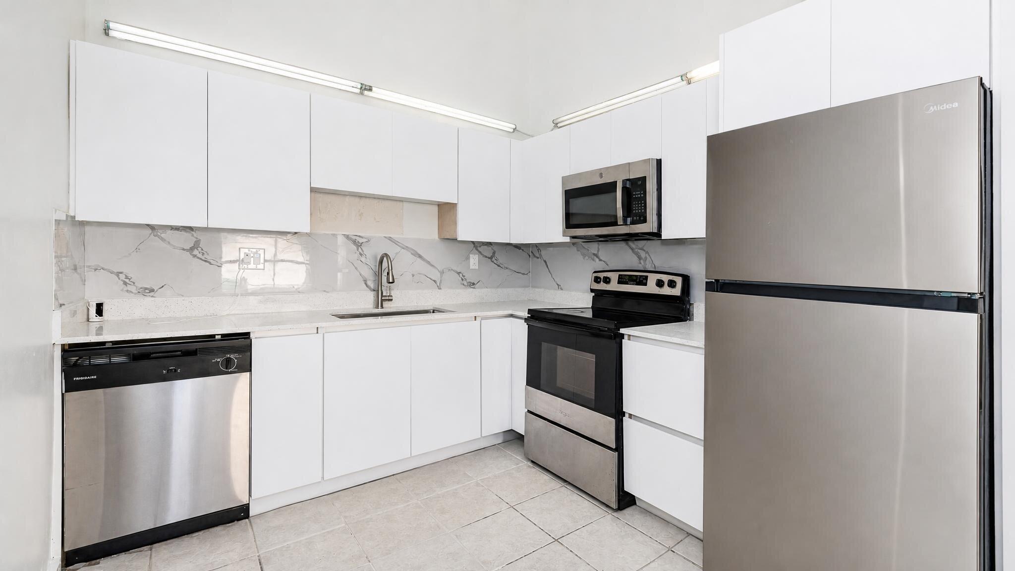 11281 NW 39TH Street