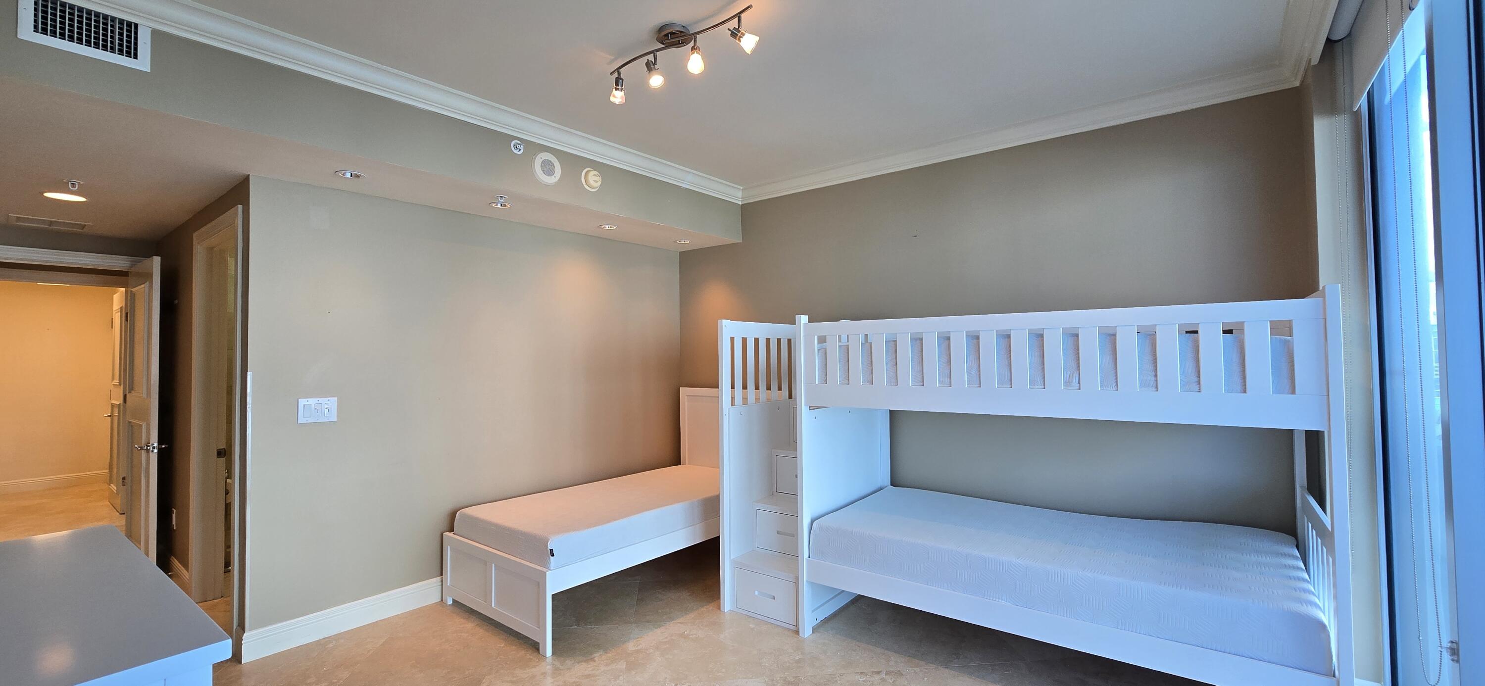 DIPLOMAT OCEANFRONT RESIDENCES - Residential