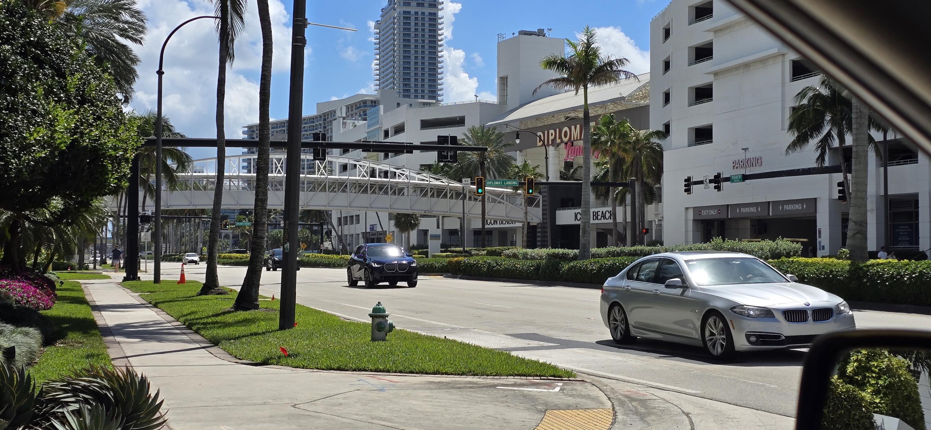 DIPLOMAT OCEANFRONT RESIDENCES - Residential