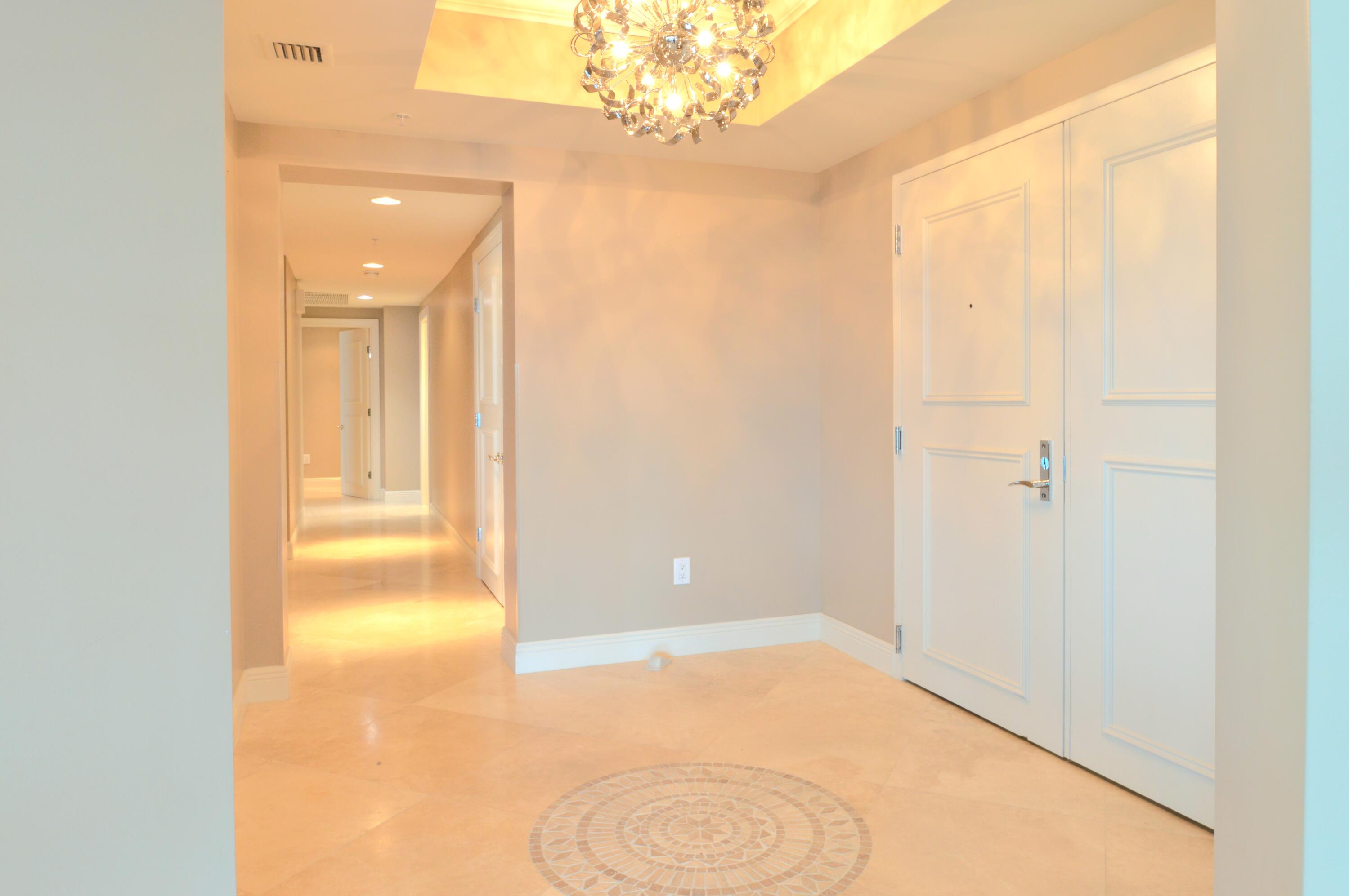 DIPLOMAT OCEANFRONT RESIDENCES - Residential