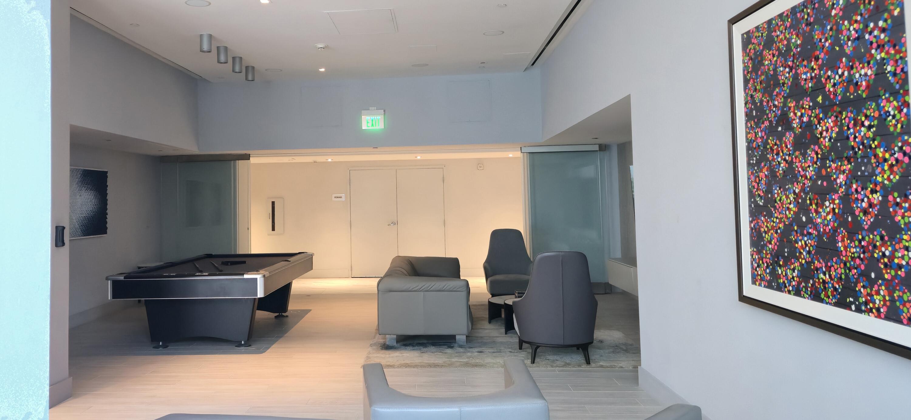 DIPLOMAT OCEANFRONT RESIDENCES - Residential