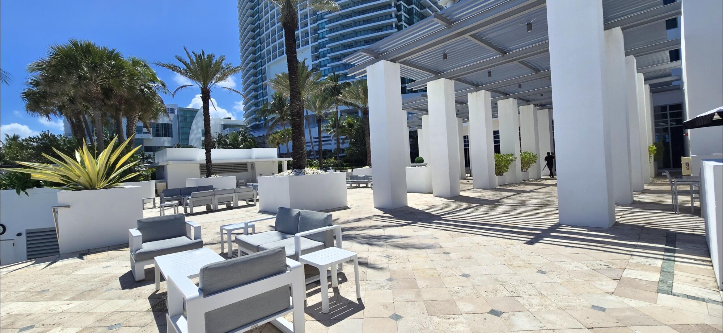 DIPLOMAT OCEANFRONT RESIDENCES - Residential