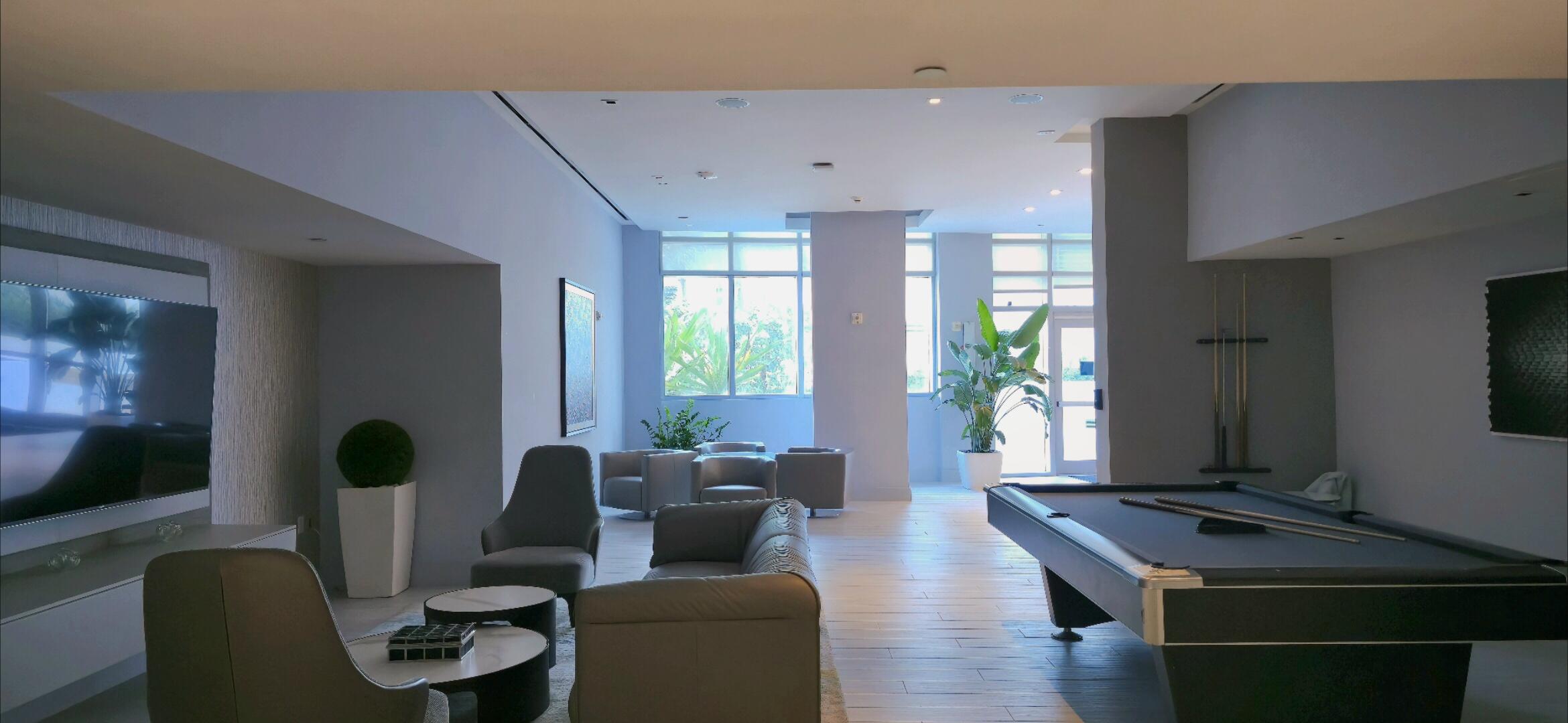 DIPLOMAT OCEANFRONT RESIDENCES - Residential