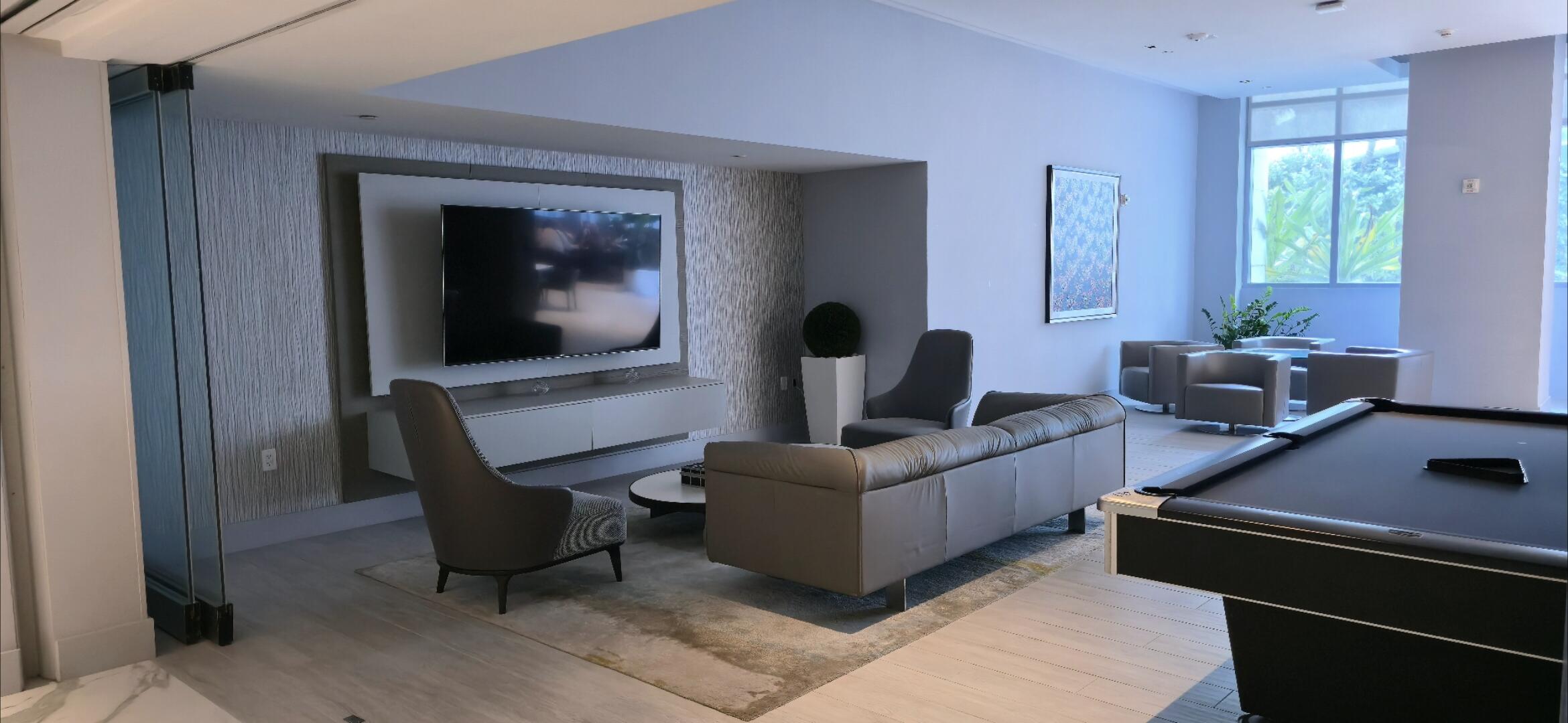 DIPLOMAT OCEANFRONT RESIDENCES - Residential