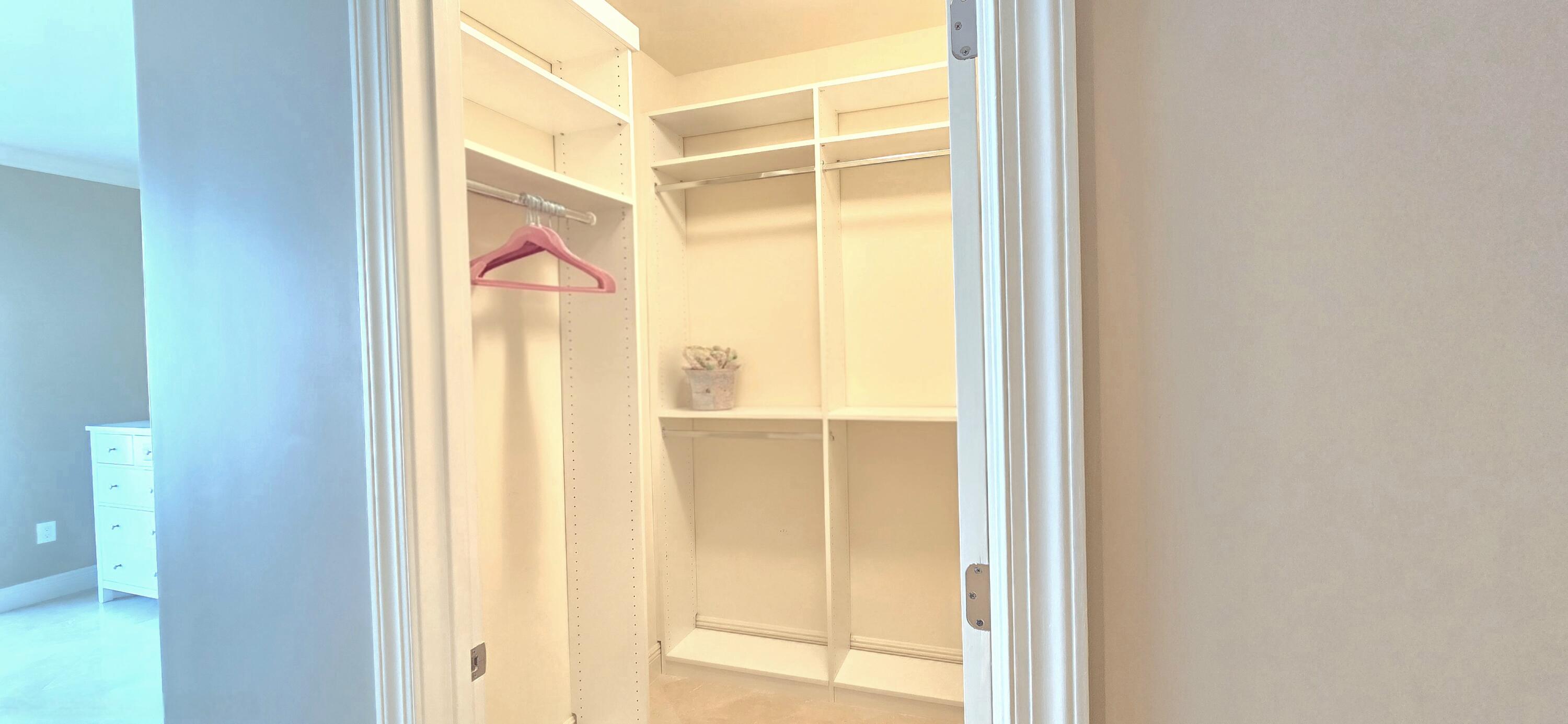 DIPLOMAT OCEANFRONT RESIDENCES - Residential