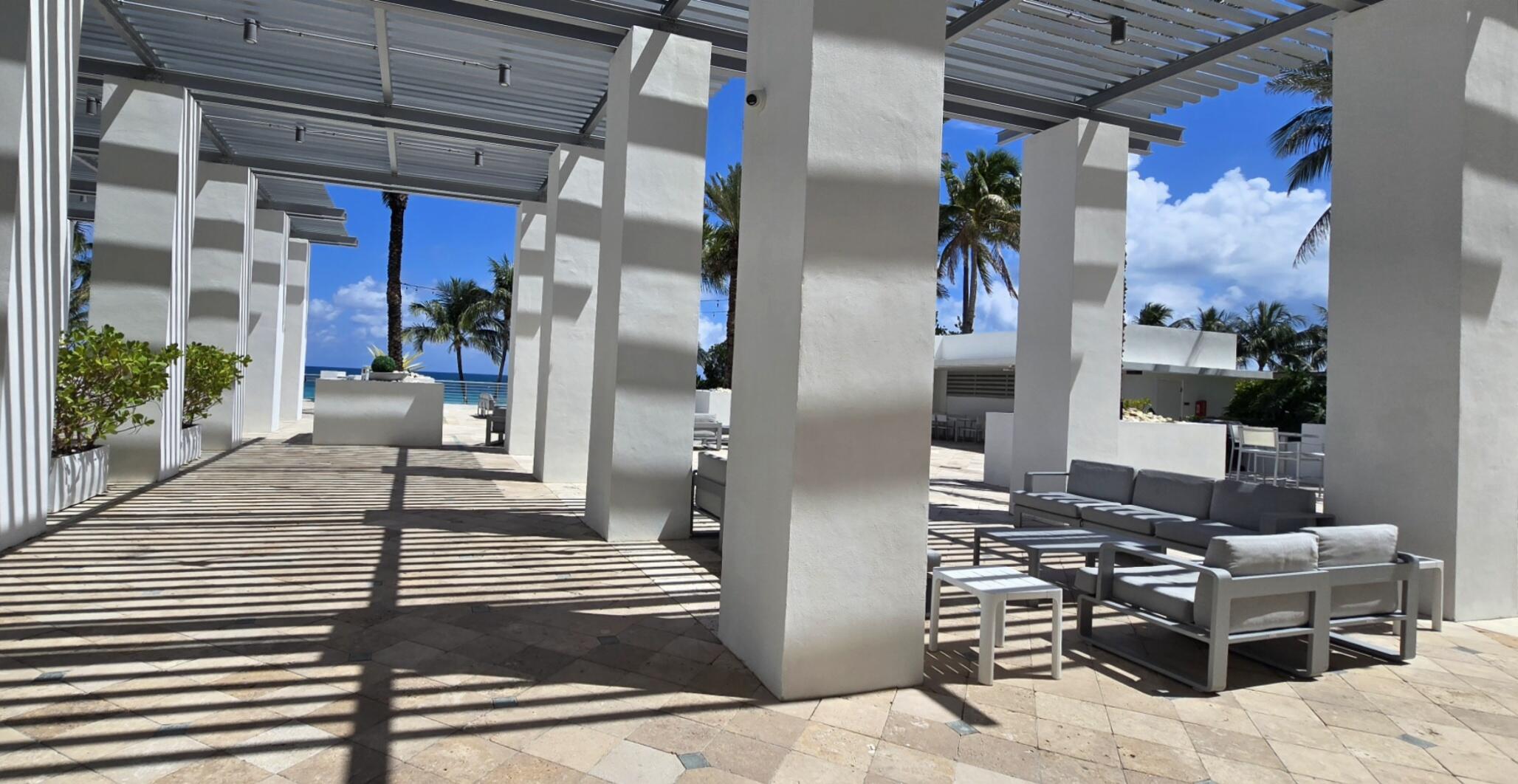 DIPLOMAT OCEANFRONT RESIDENCES - Residential