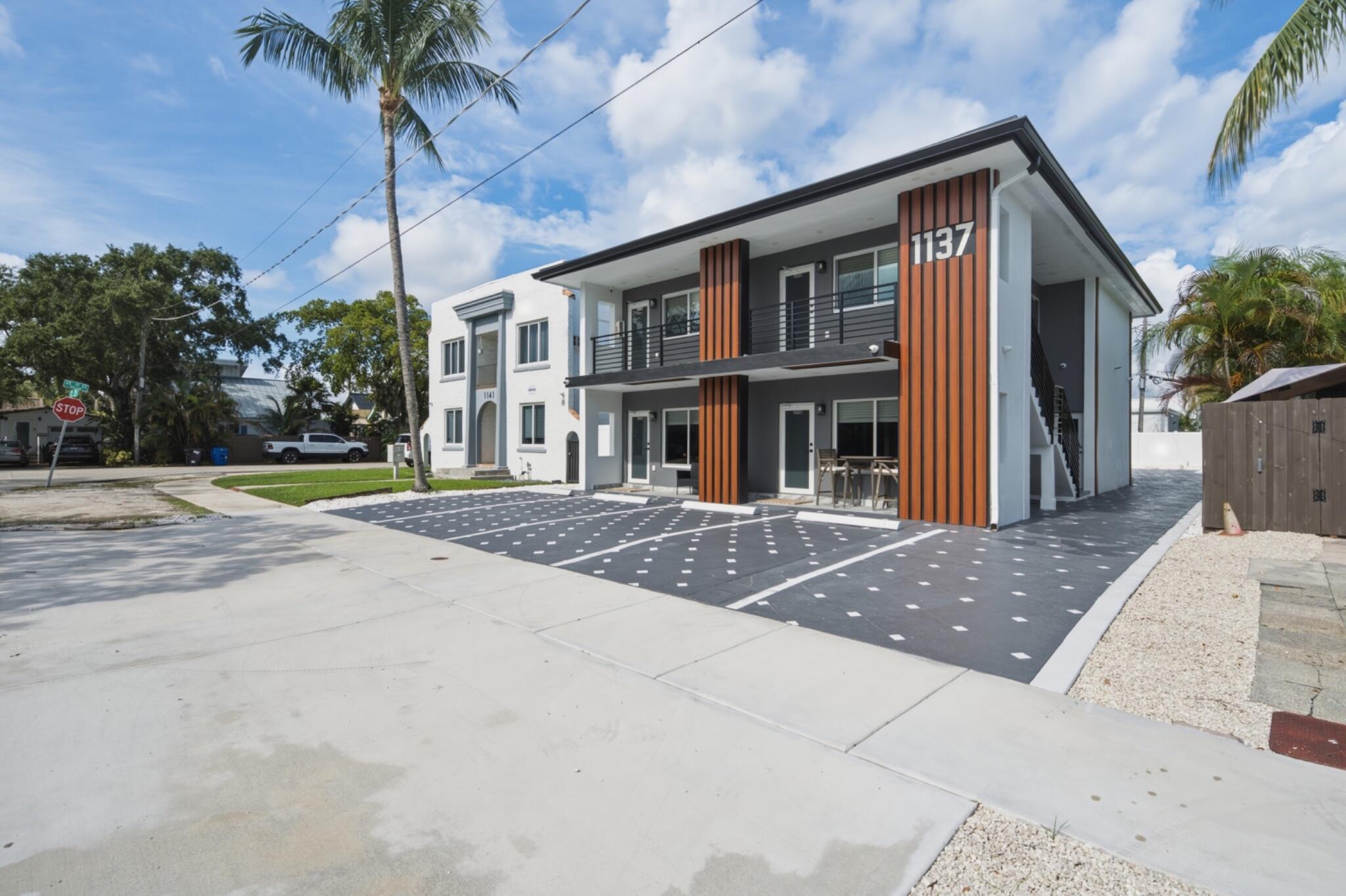 1137 SE 6TH Terrace 1-8