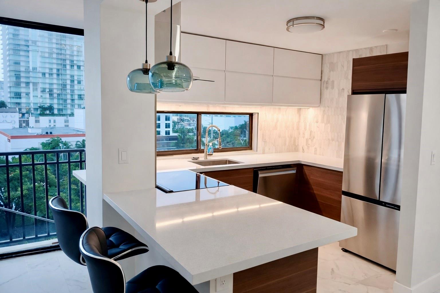 PLAZA OF AMERICAS CONDO - Residential