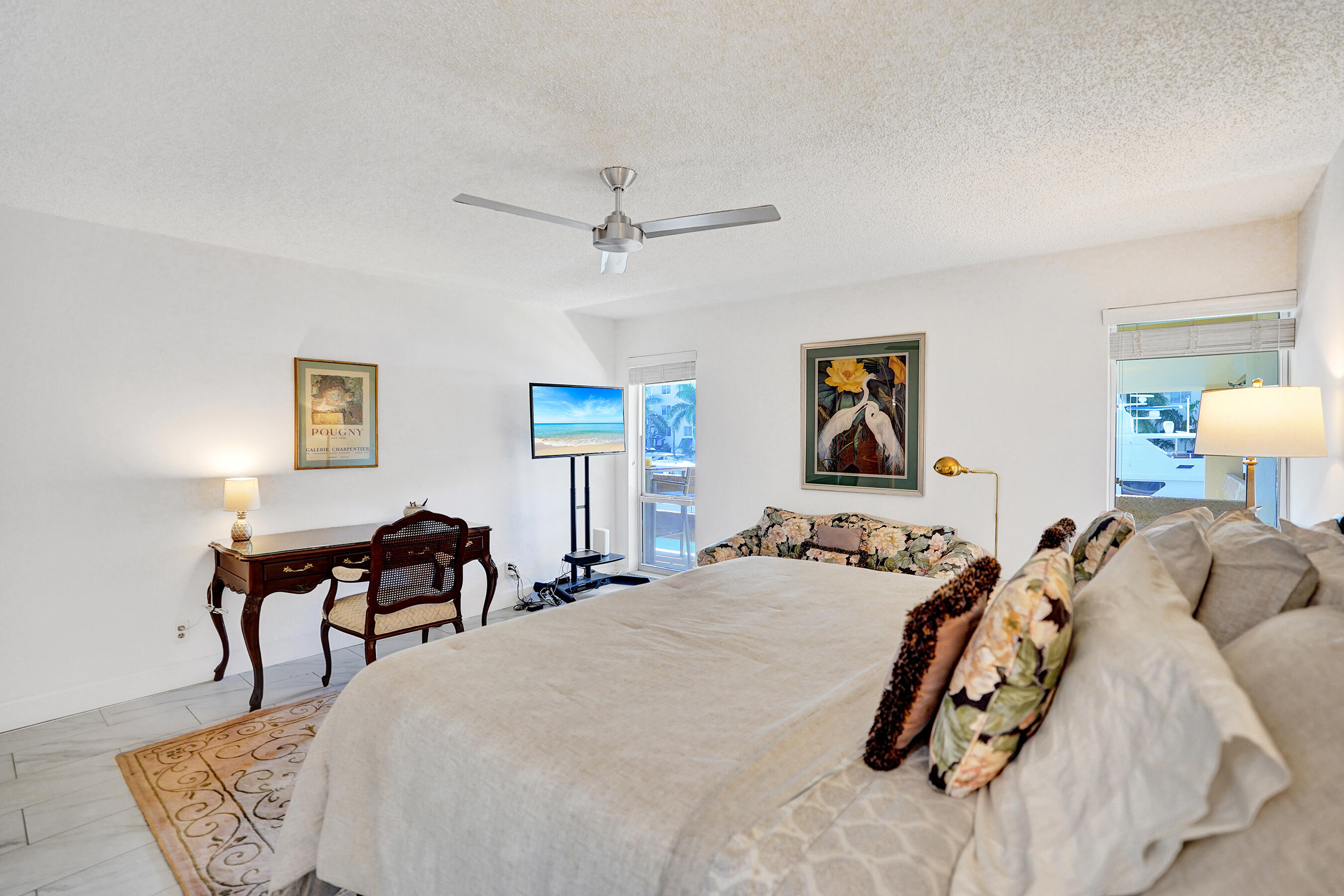 CARAVEL CONDOMINIUM APARTMENTS - Residential Lease