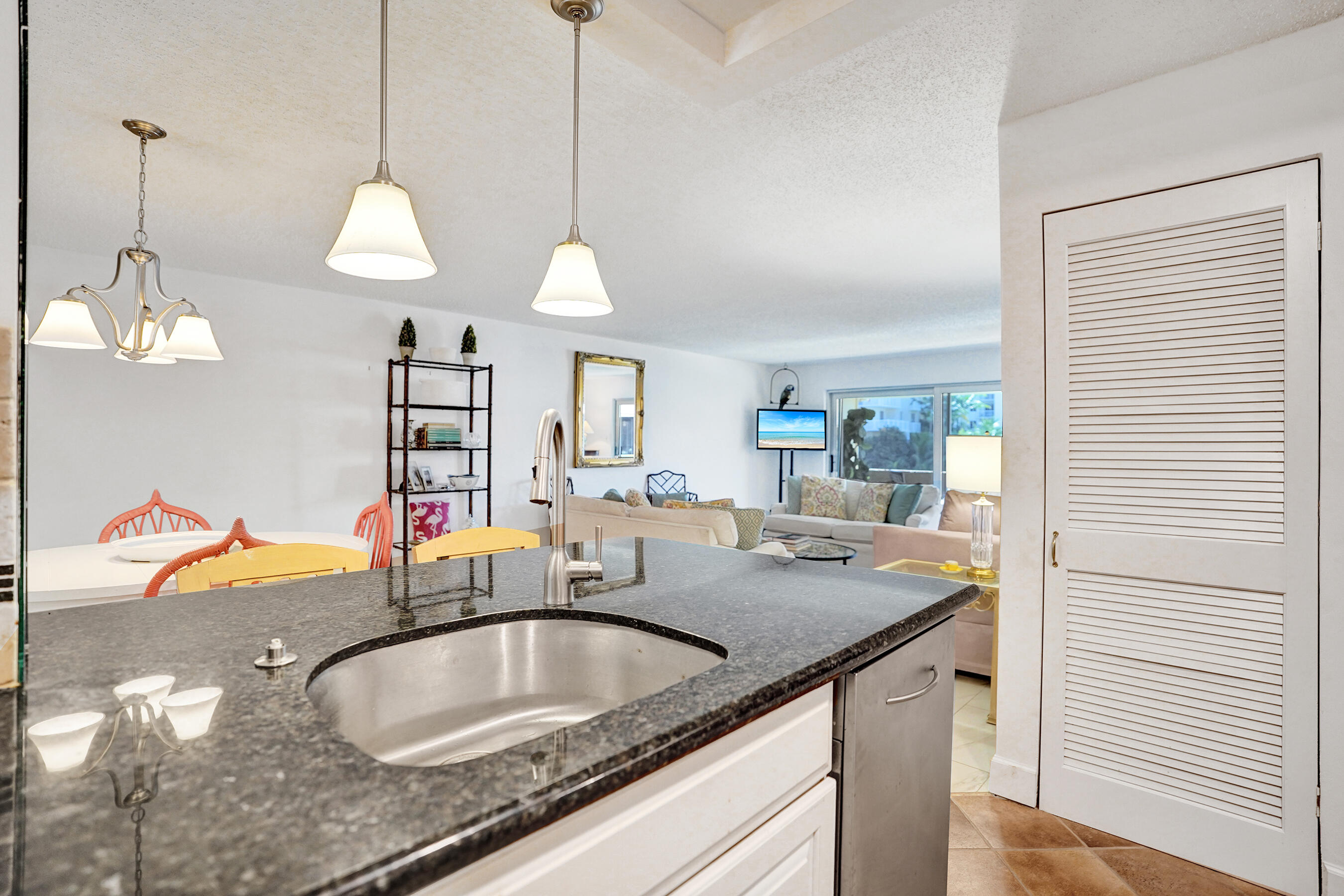 CARAVEL CONDOMINIUM APARTMENTS - Residential Lease