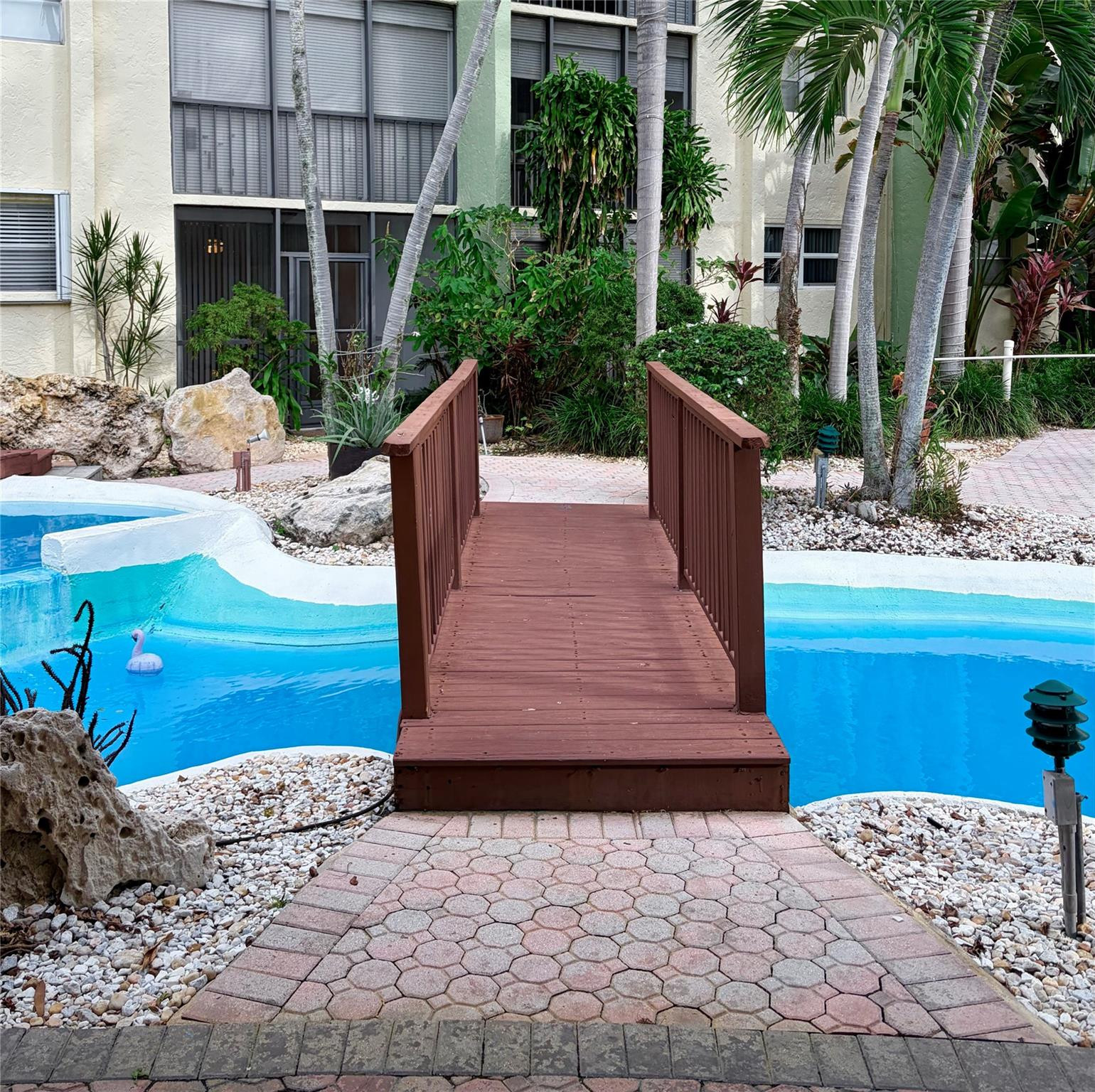 Cross Fox - Residential