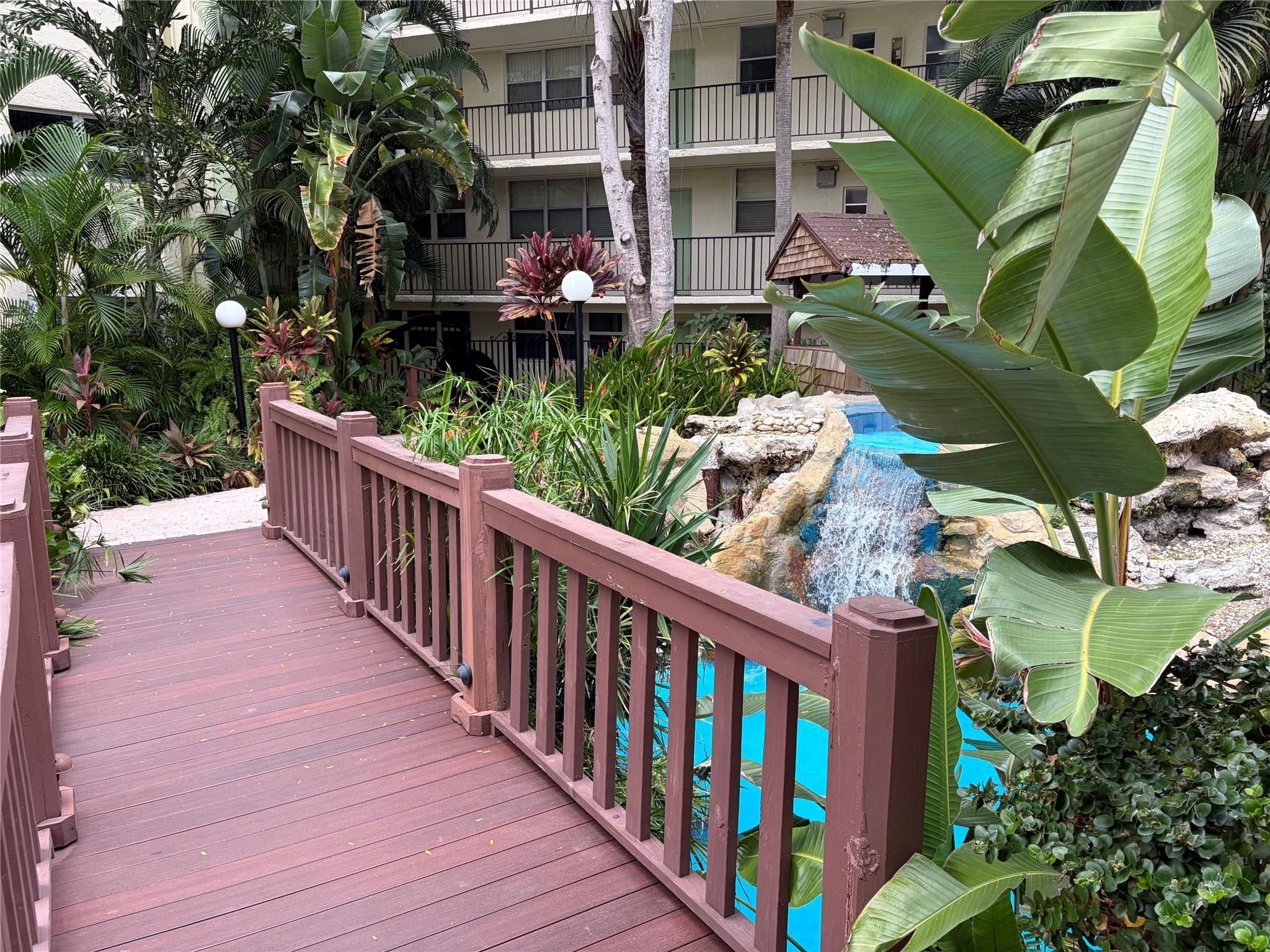 Cross Fox - Residential