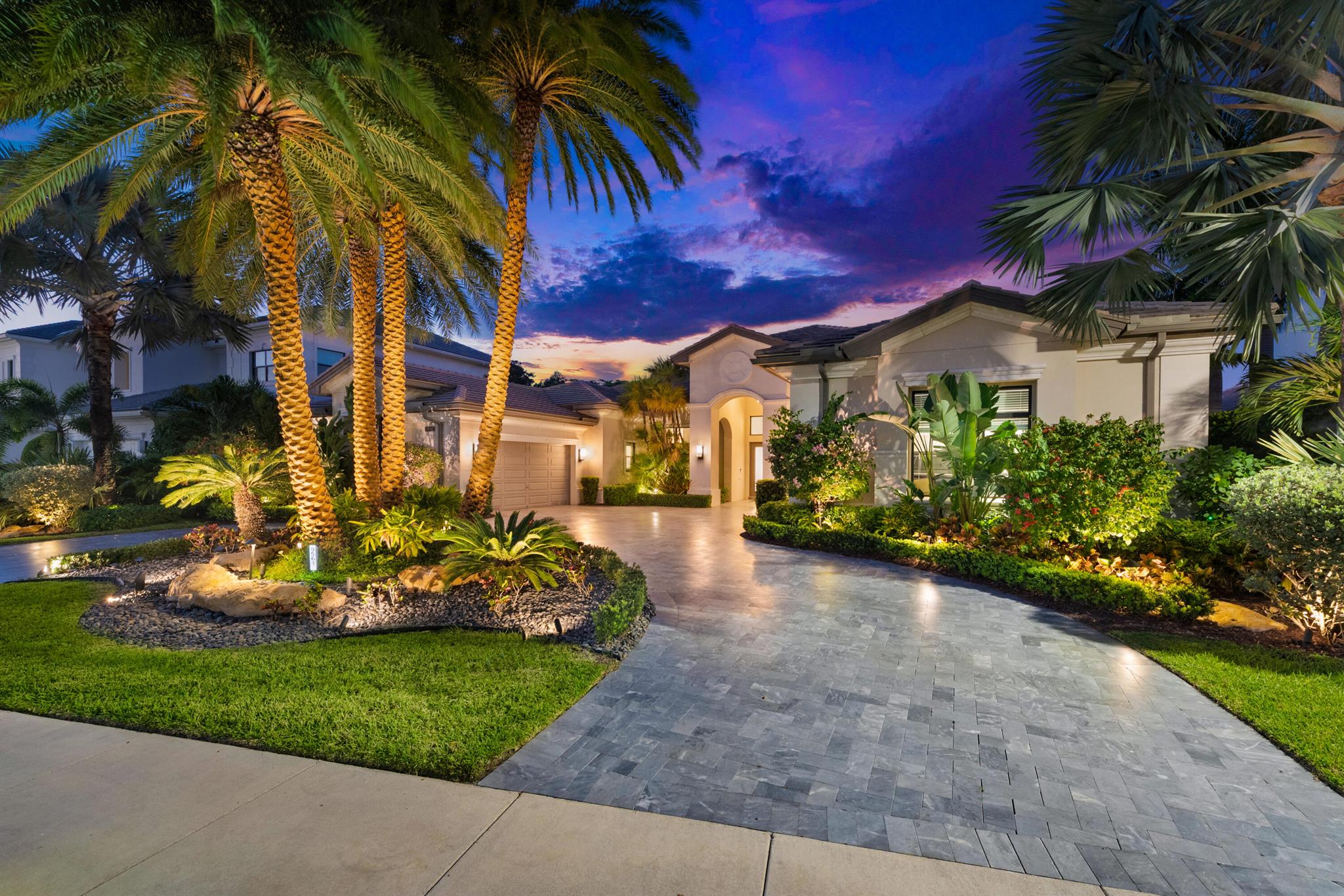9561 Labelle Court
