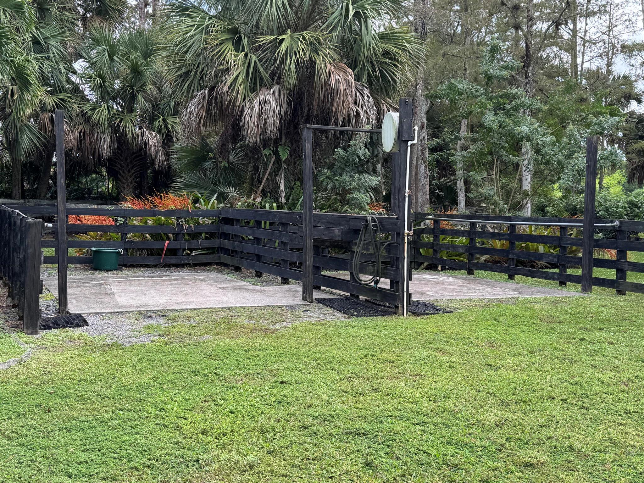 Loxahatchee Groves - Land