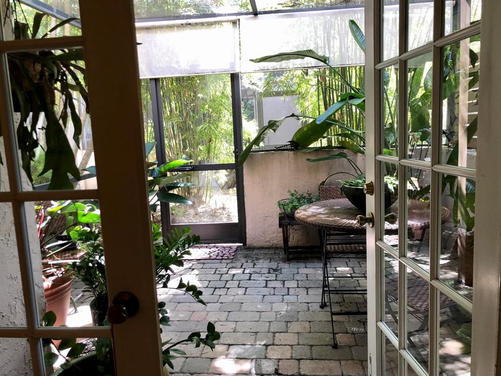 CYPRESS COVE CONDO - Residential