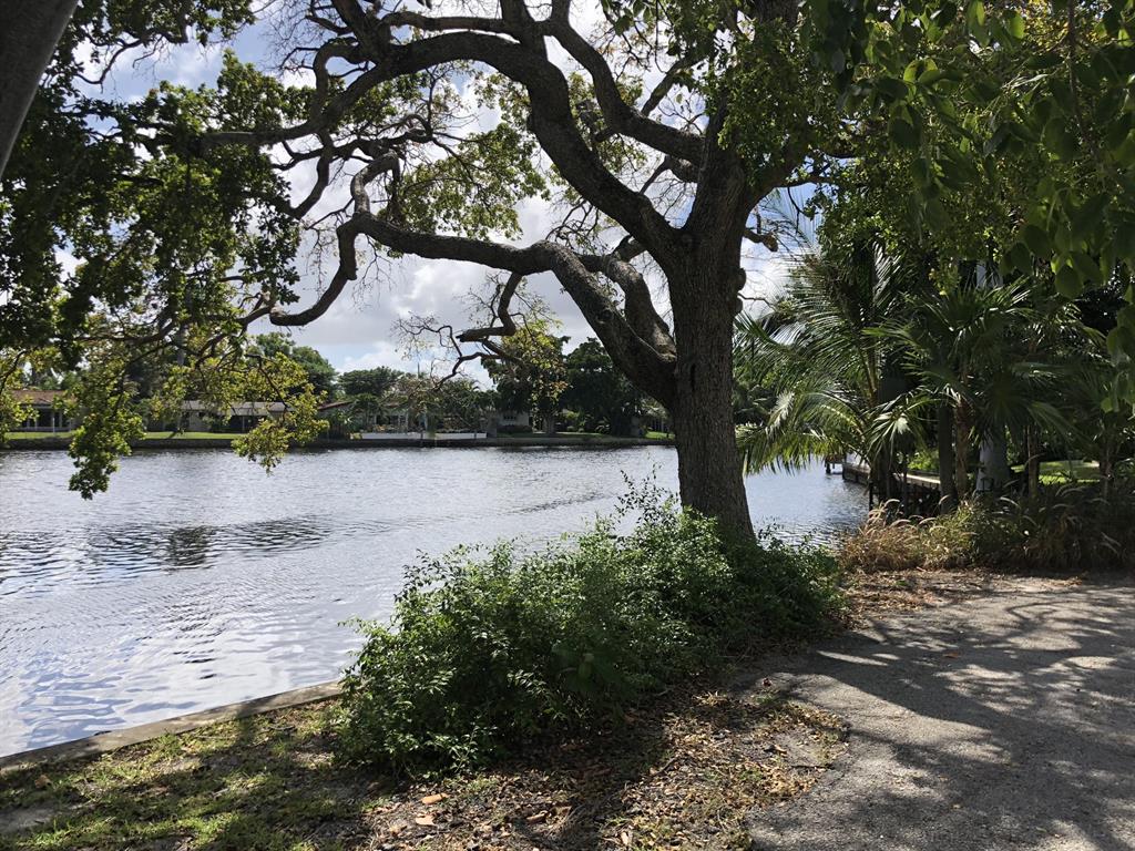 CYPRESS COVE CONDO - Residential