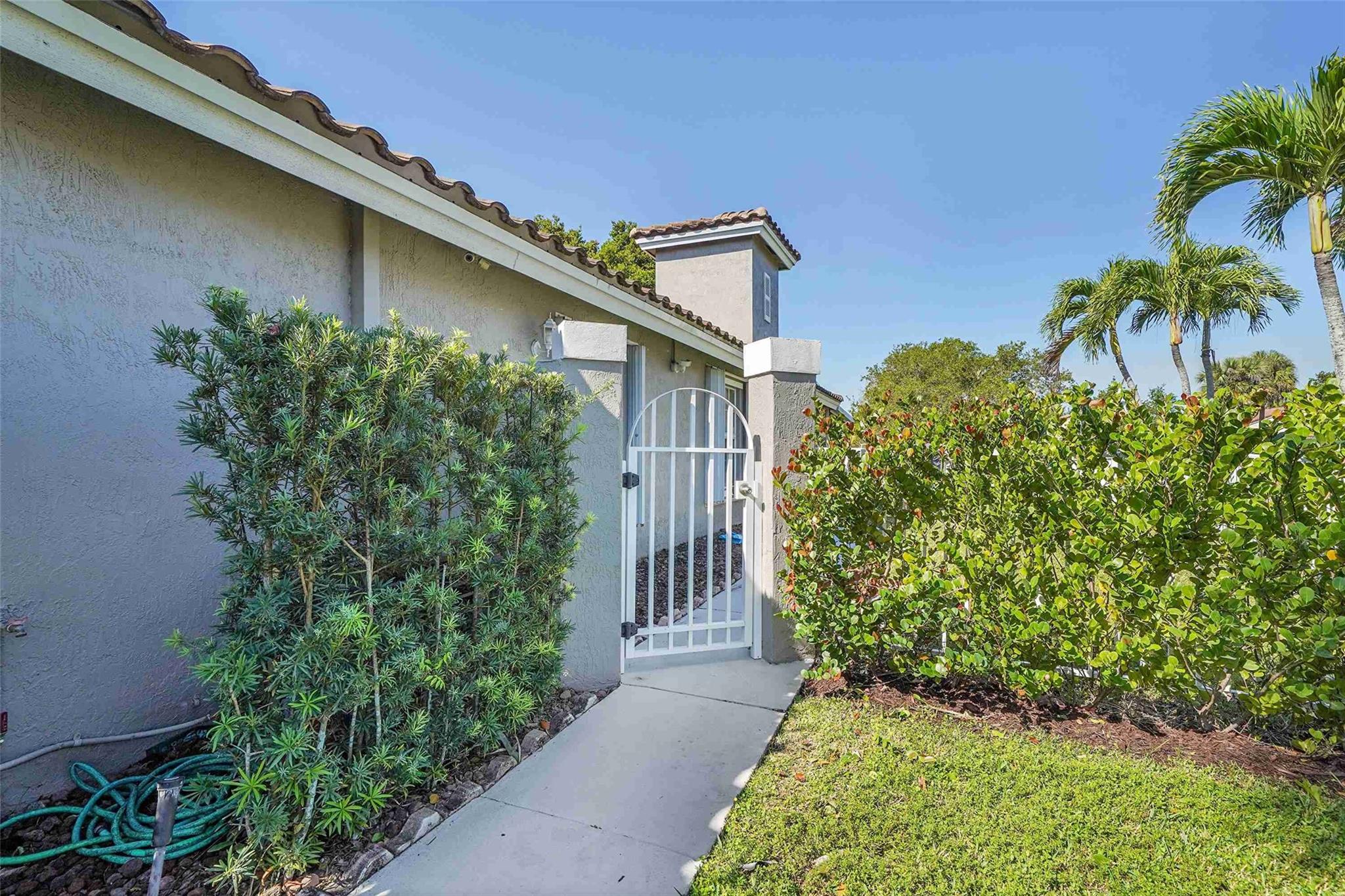 Addison Court - Residential