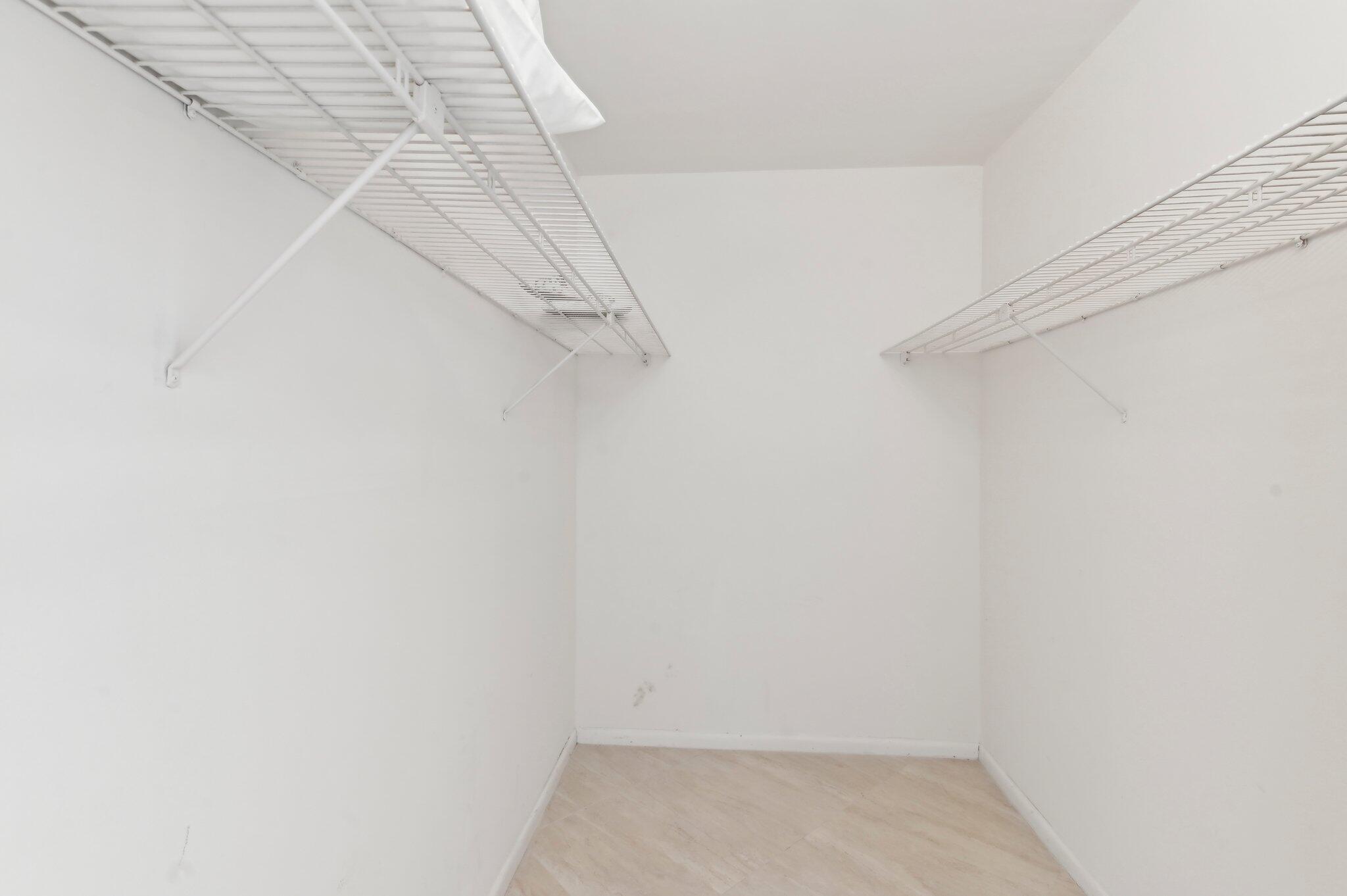 HORIZON EAST CONDO - Residential Lease
