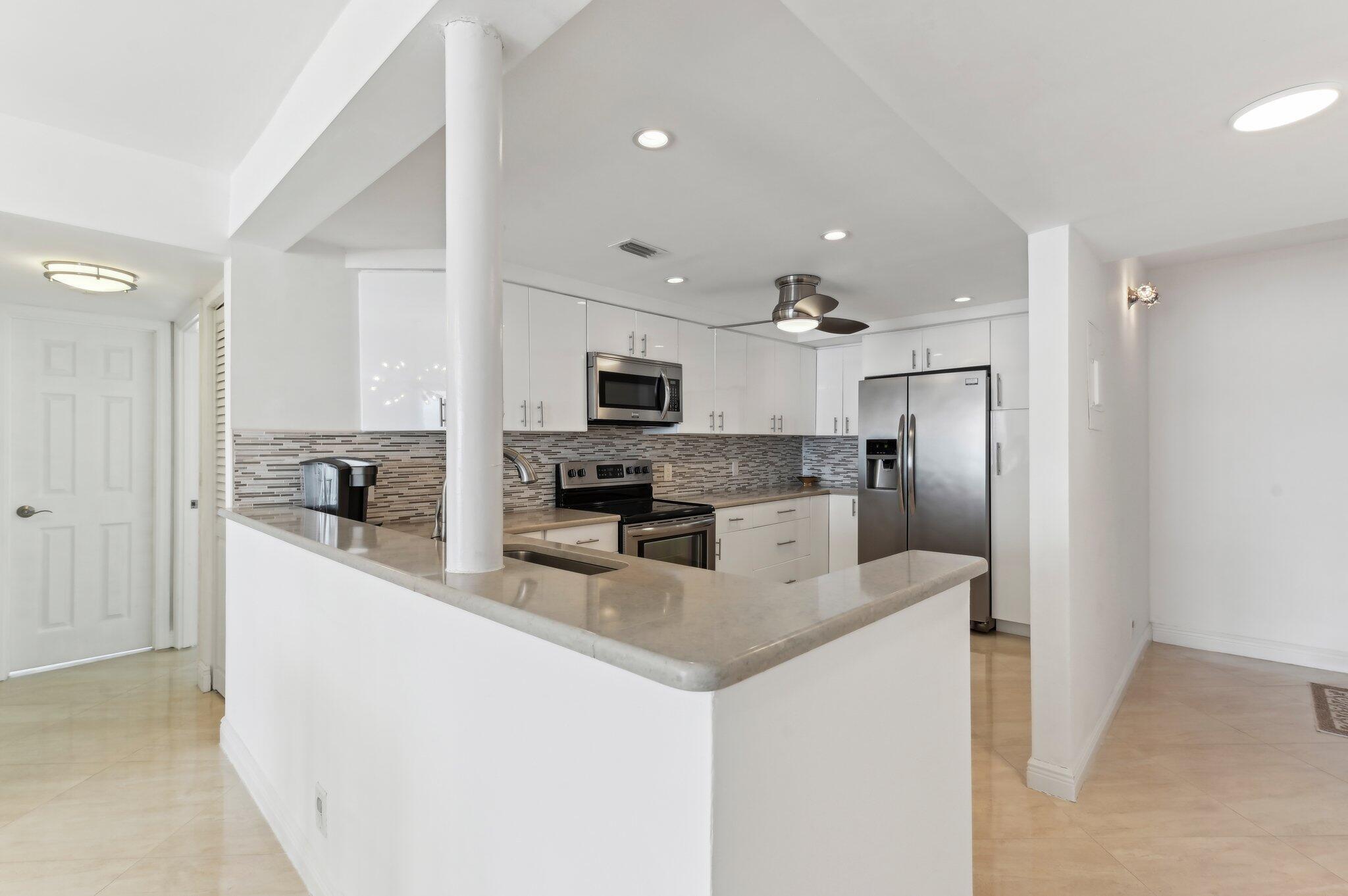 HORIZON EAST CONDO - Residential Lease
