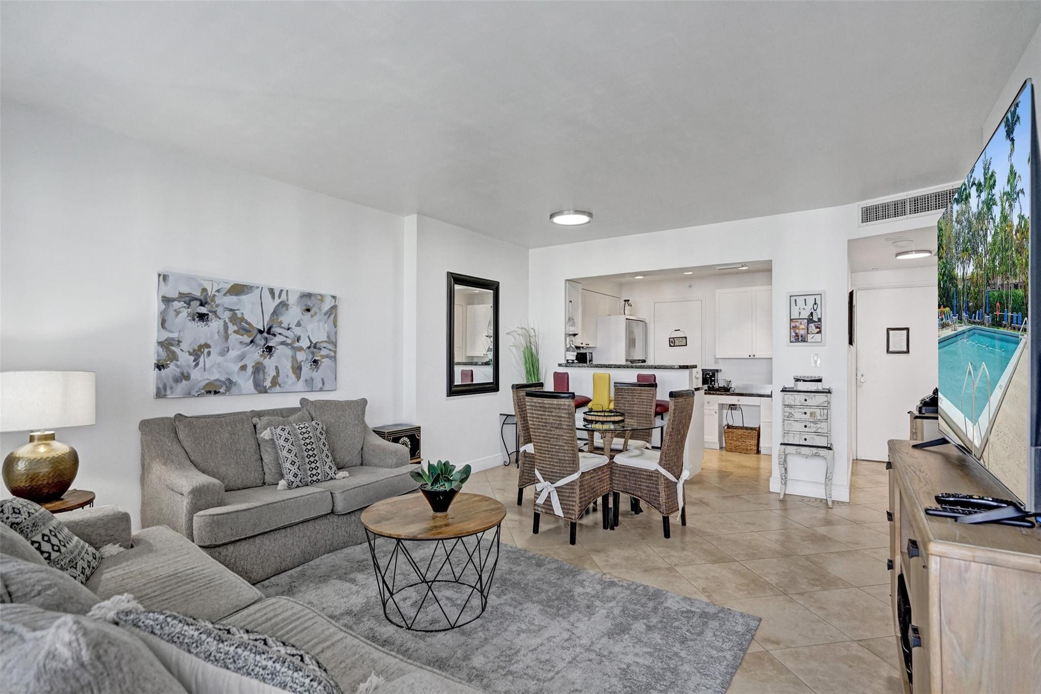 Coral Ridge Towers South - Residential