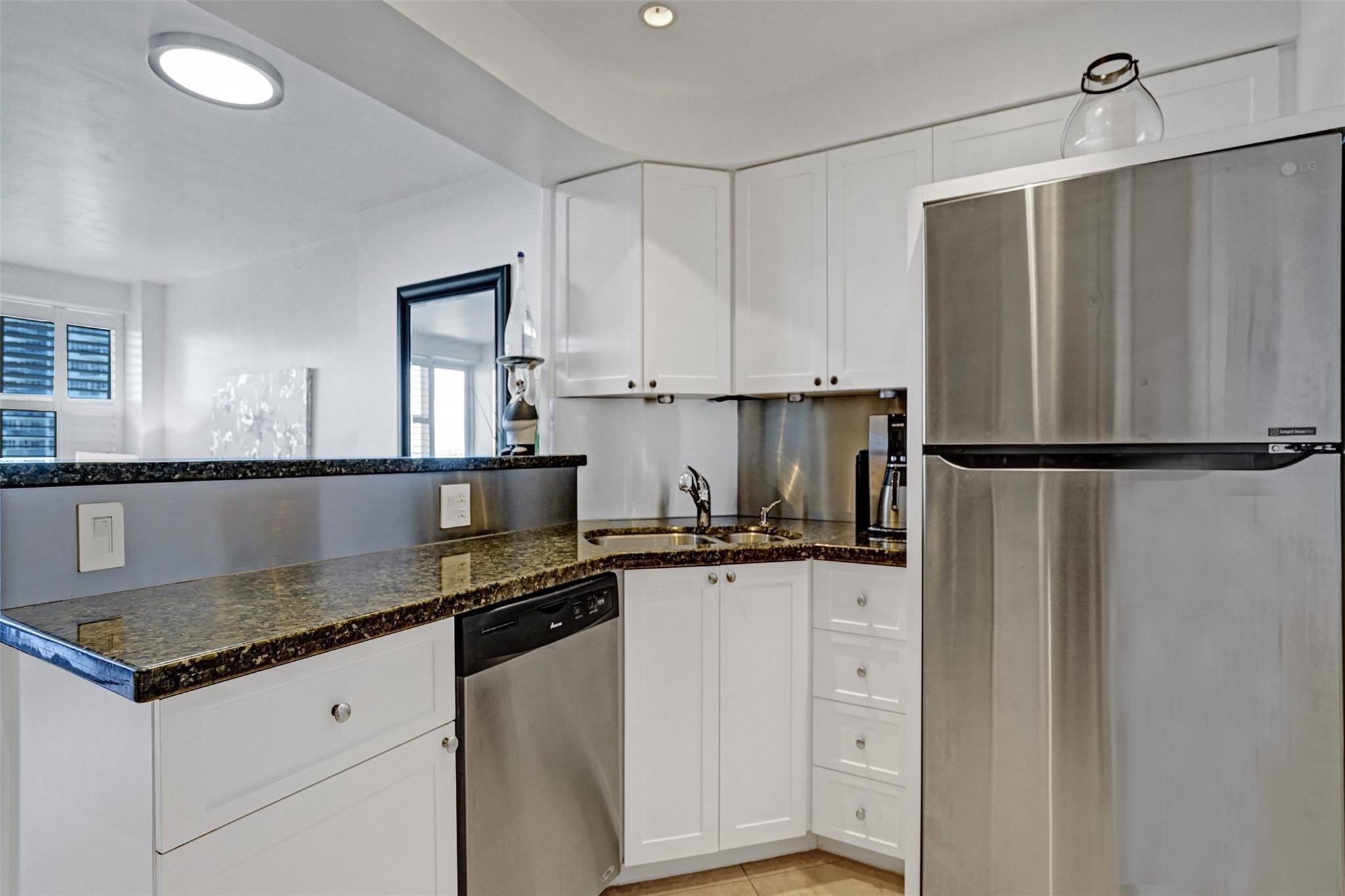 Coral Ridge Towers South - Residential