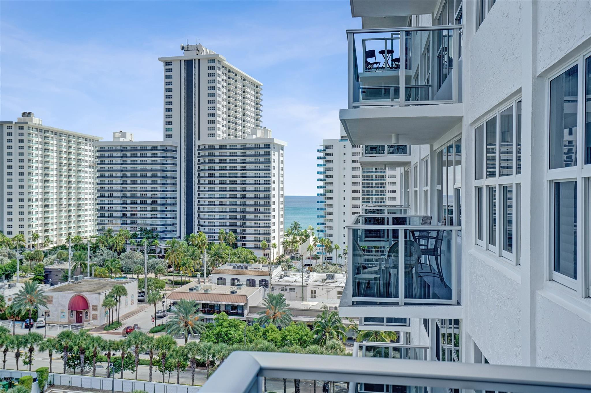 Coral Ridge Towers South - Residential