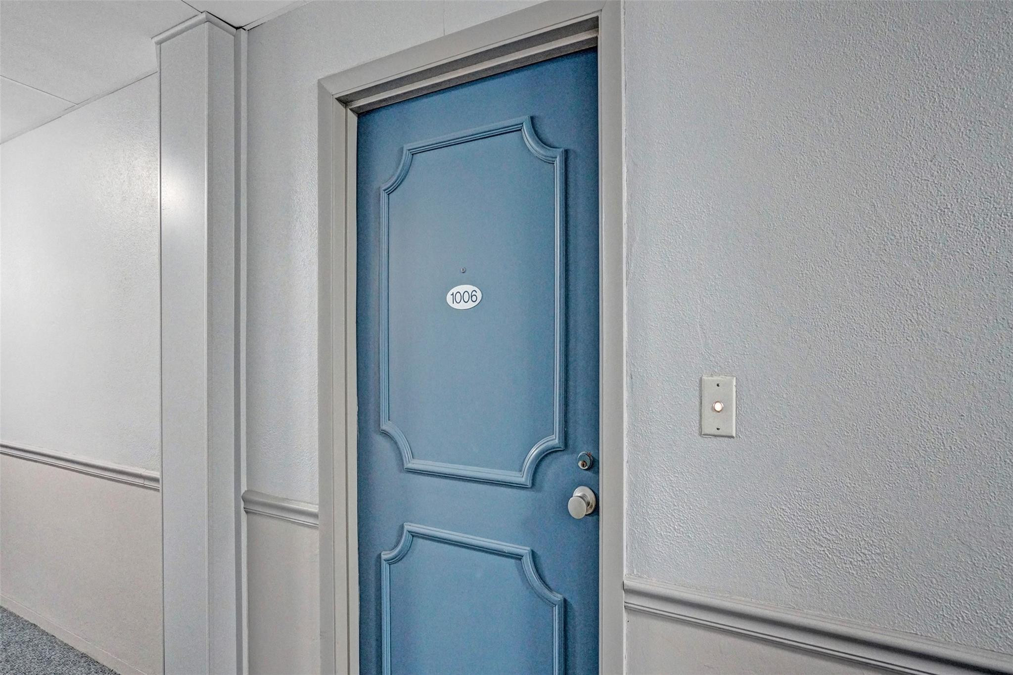 Coral Ridge Towers South - Residential