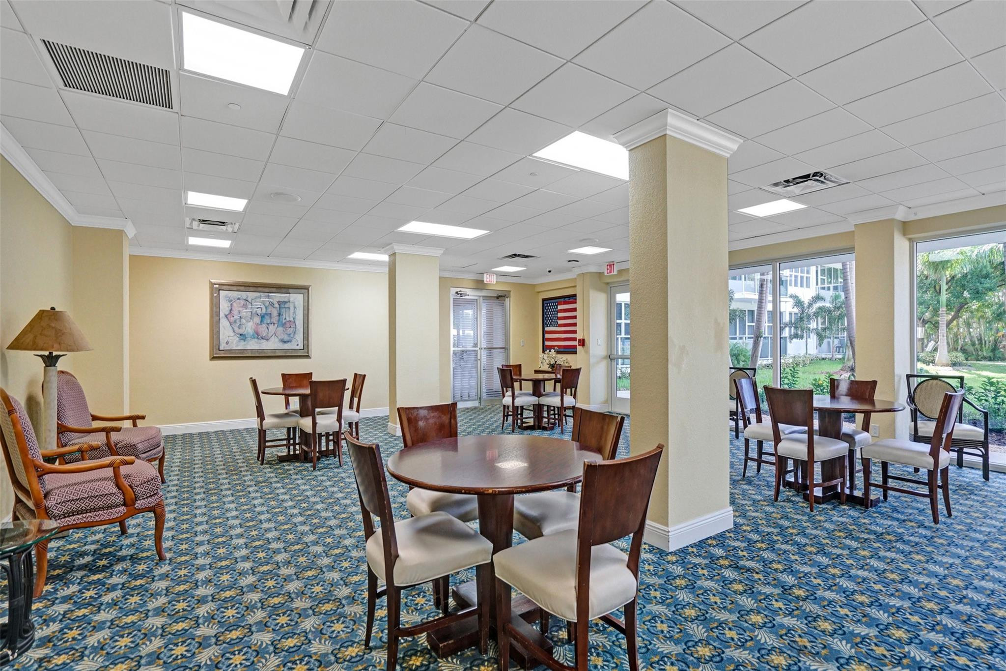 Coral Ridge Towers South - Residential