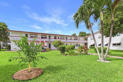 Property photo of 272 Northampton N, West Palm Beach, FL 33417