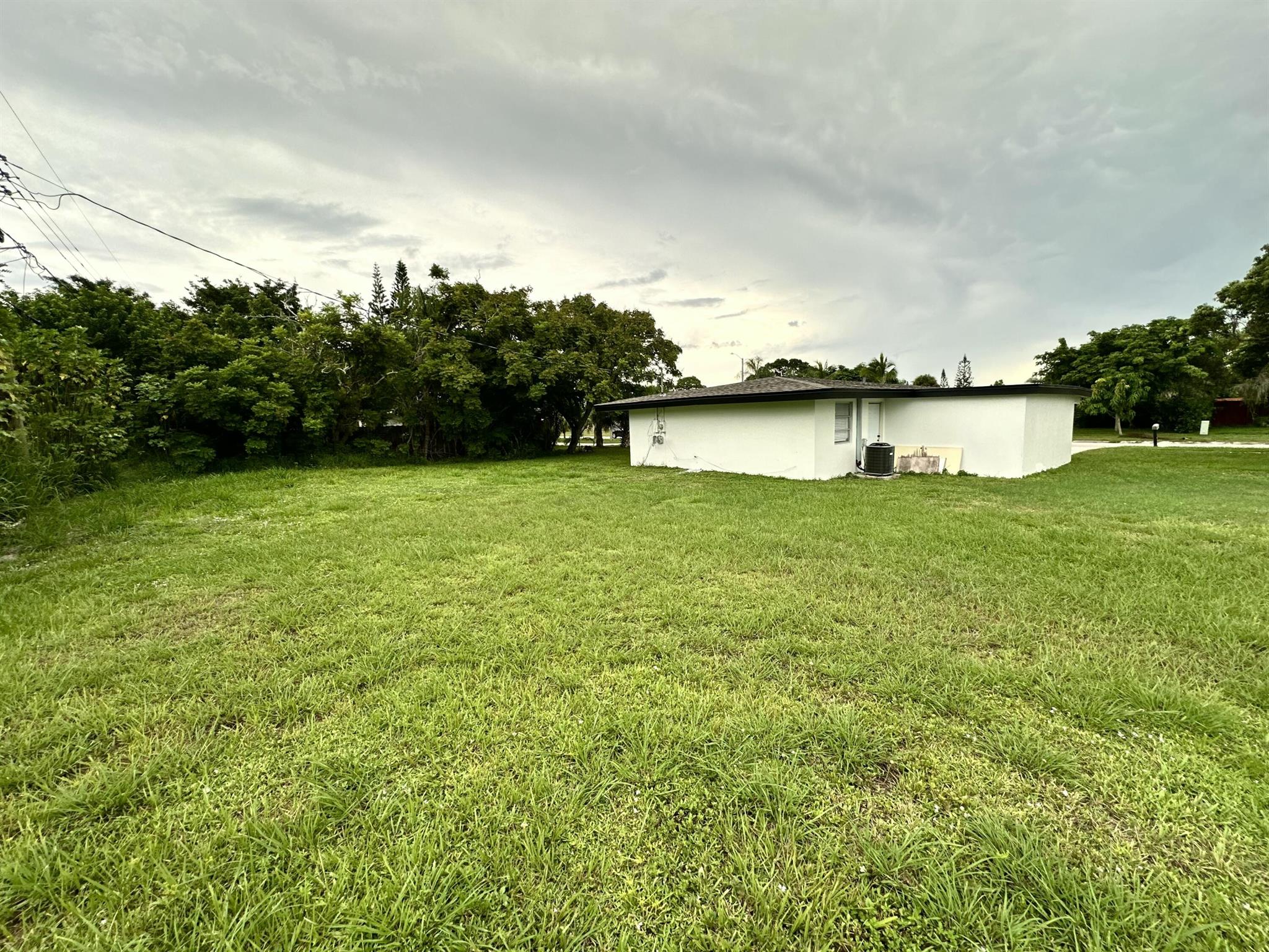 RIVER PARK UNIT 7 - Residential Lease