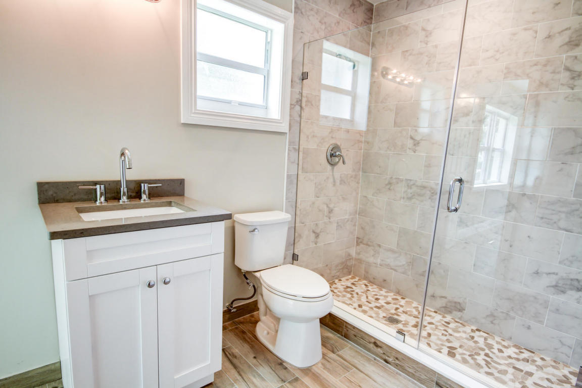 LOXAHATCHEE GROVES - Residential