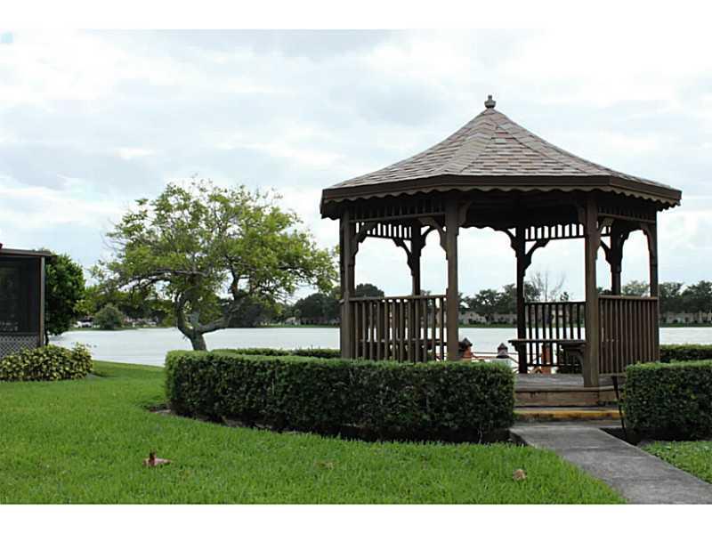 Woodlake Isles - Residential