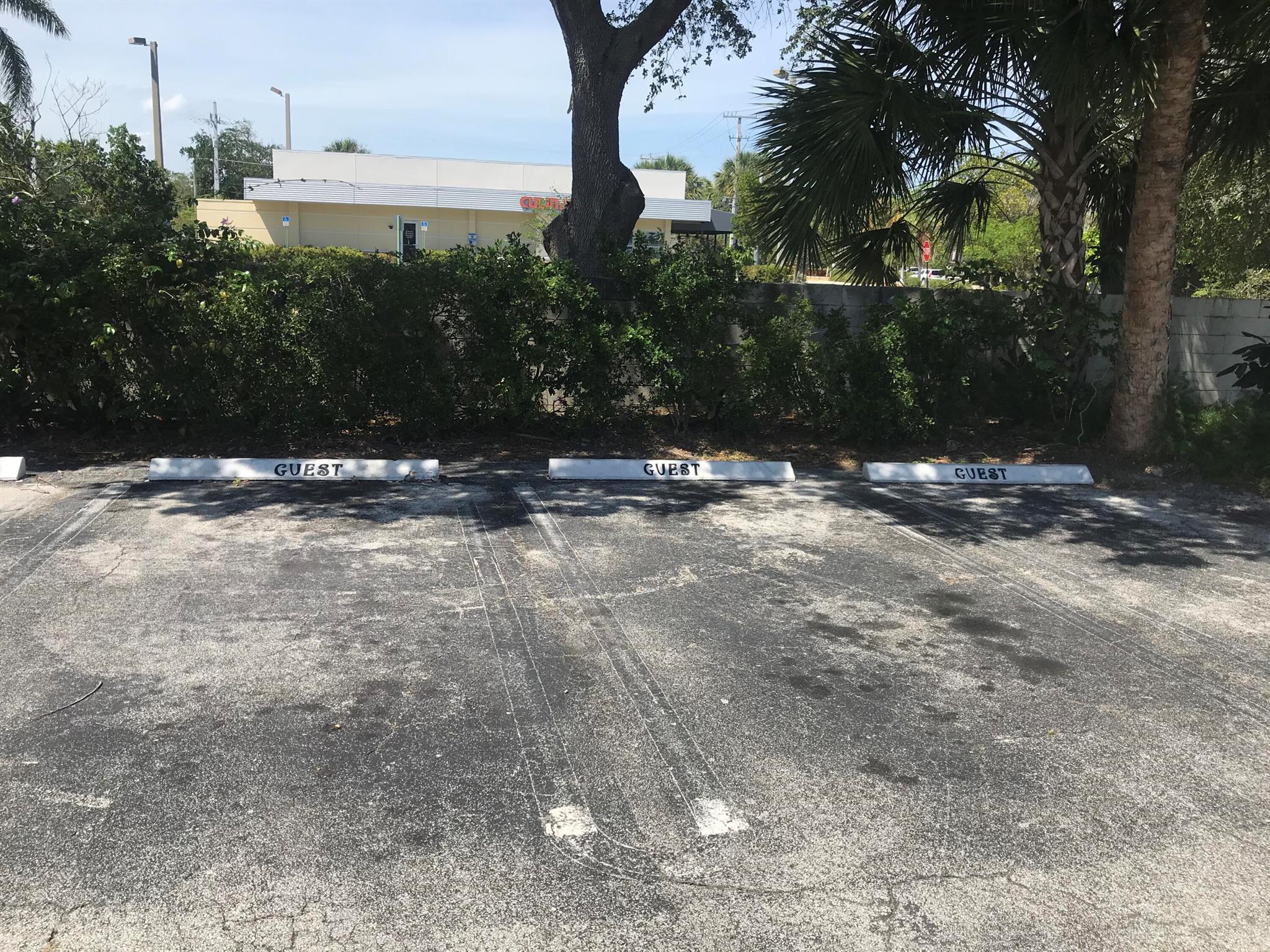 FAIRFIELD APTS CONDO - Residential Lease