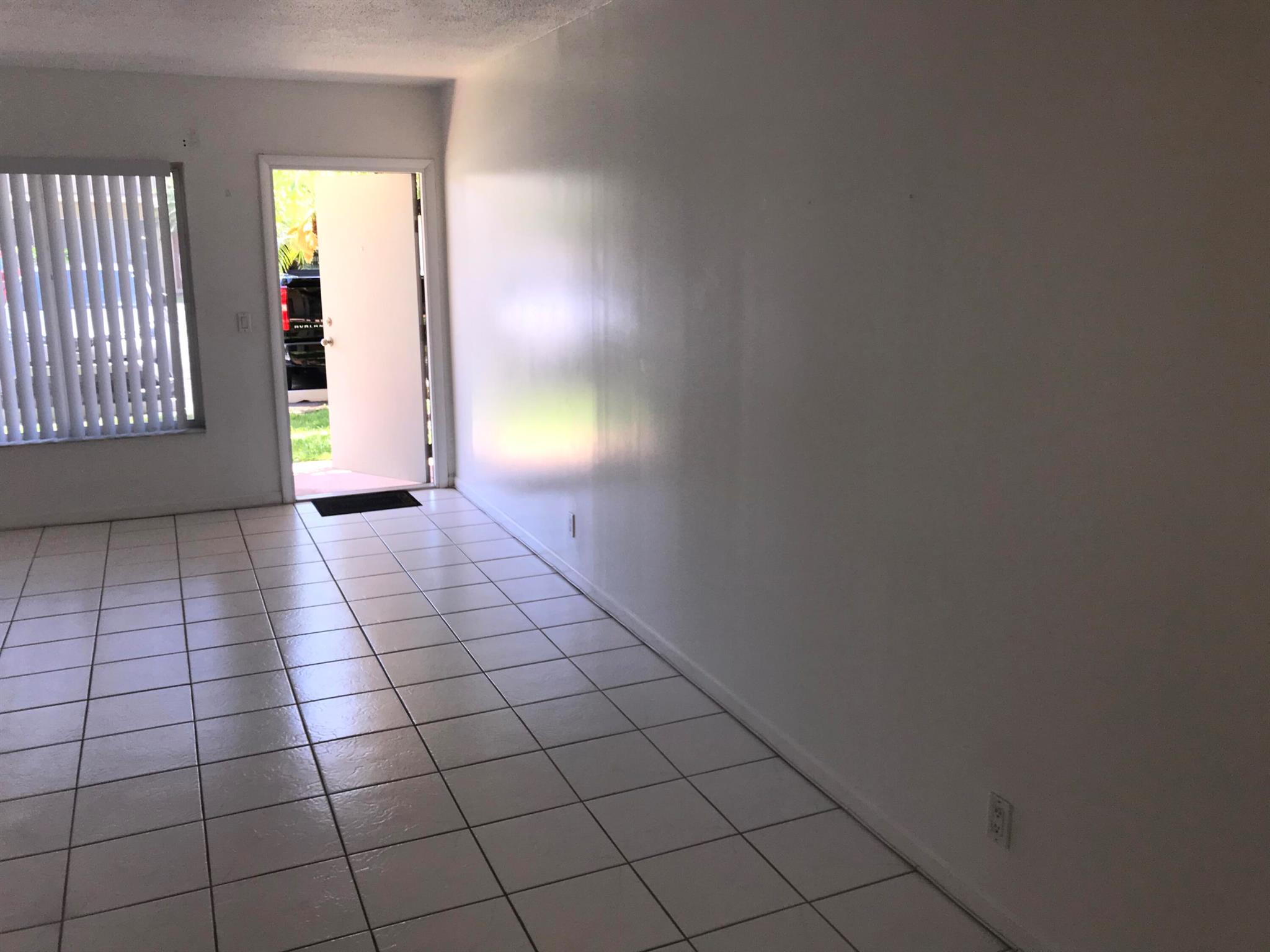 FAIRFIELD APTS CONDO - Residential Lease