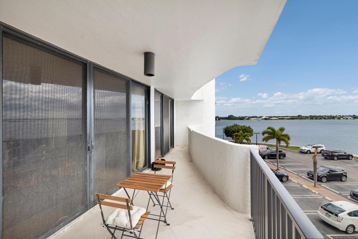 TRIANON CONDO - Residential Lease