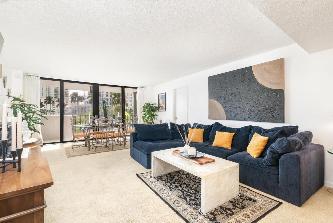 TRIANON CONDO - Residential Lease