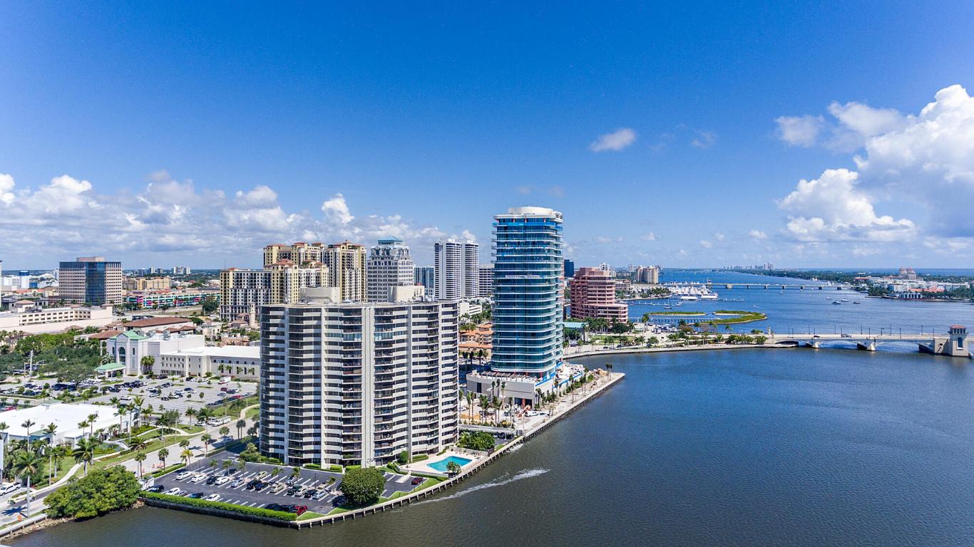 TRIANON CONDO - Residential Lease