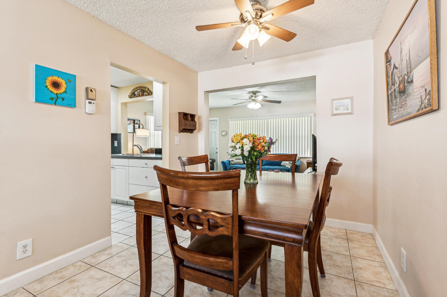 View photos, virtual tours, details... 707 SW 15th Street