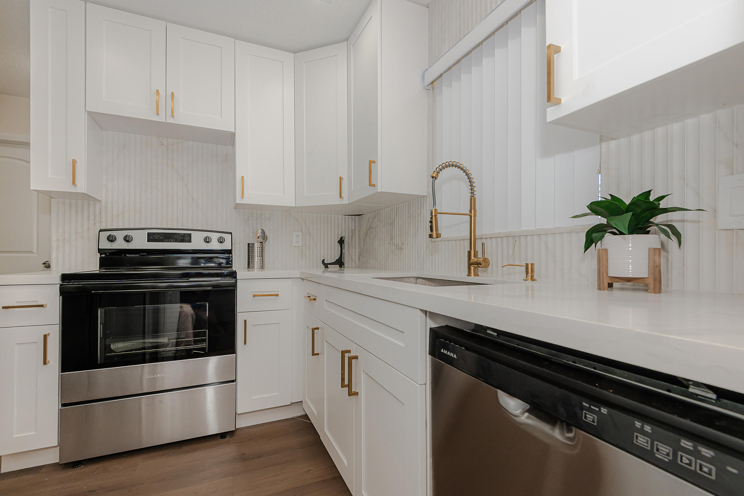 7708 Margate Boulevard C 2-1