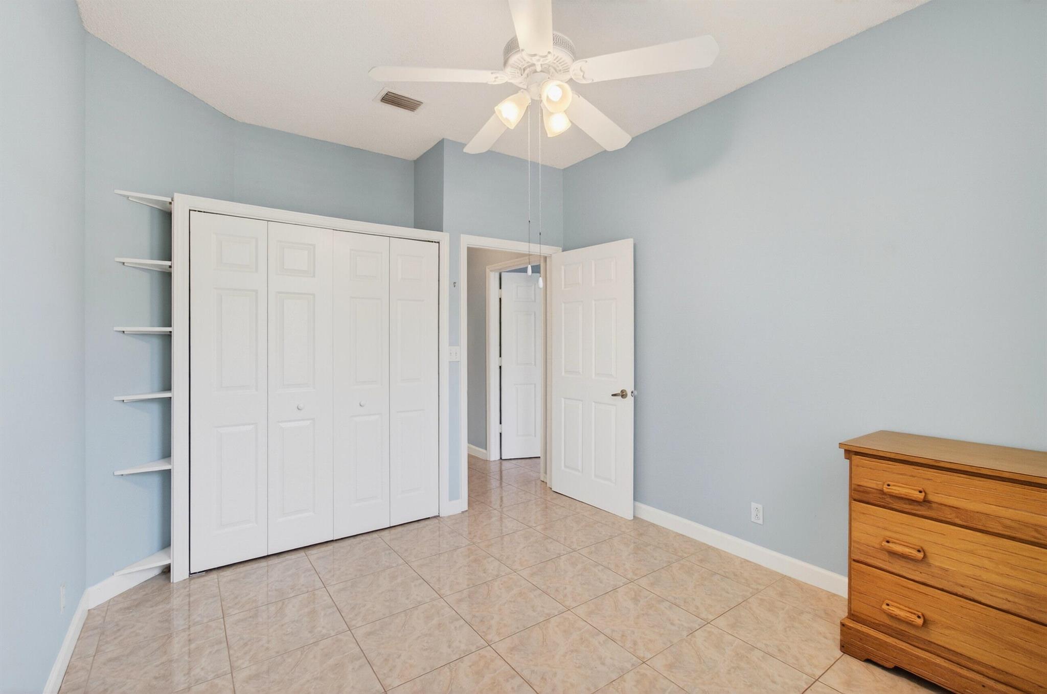 POINCIANA PLACE VILLAS CO - Residential Lease